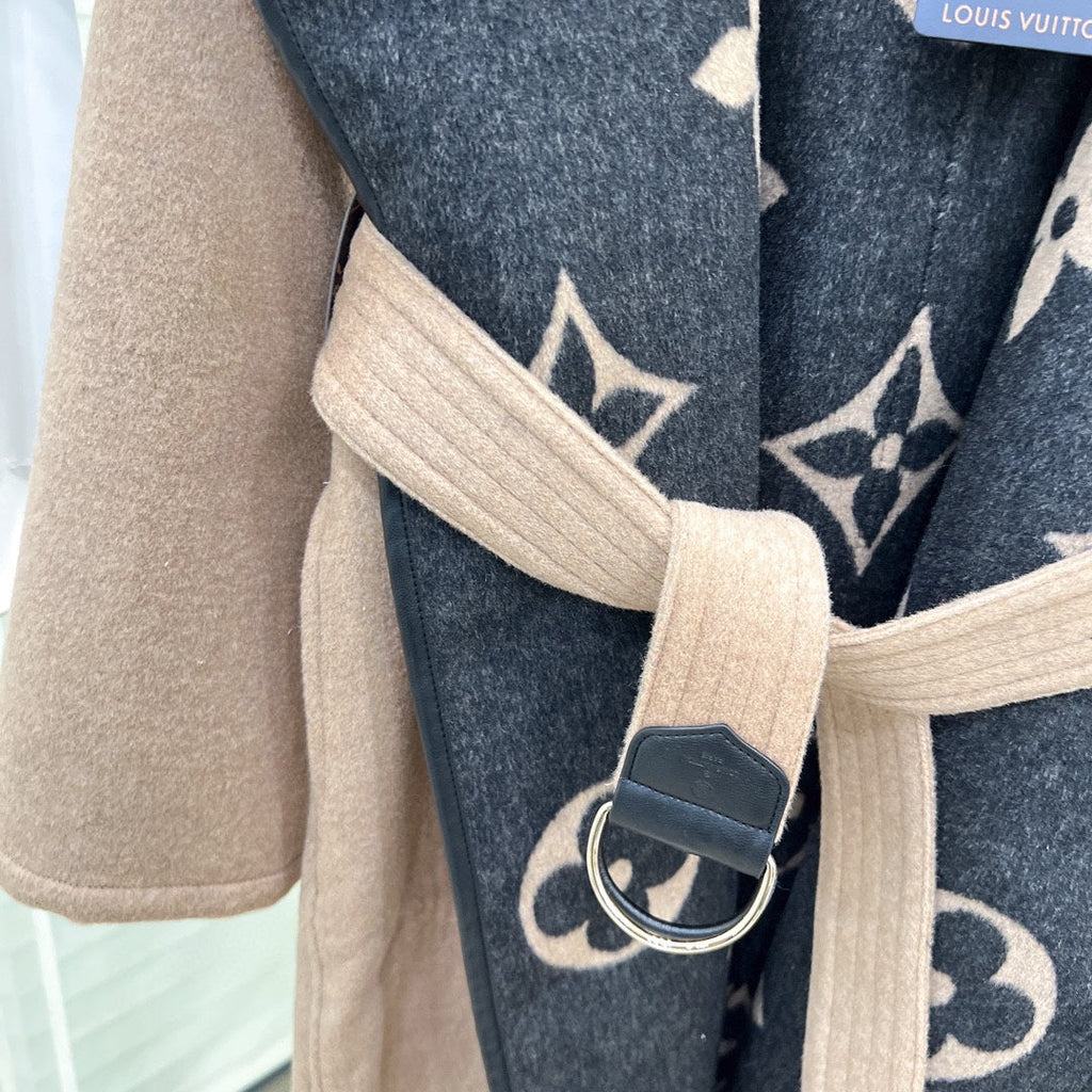 LV 25S HOODED JACKET 0076