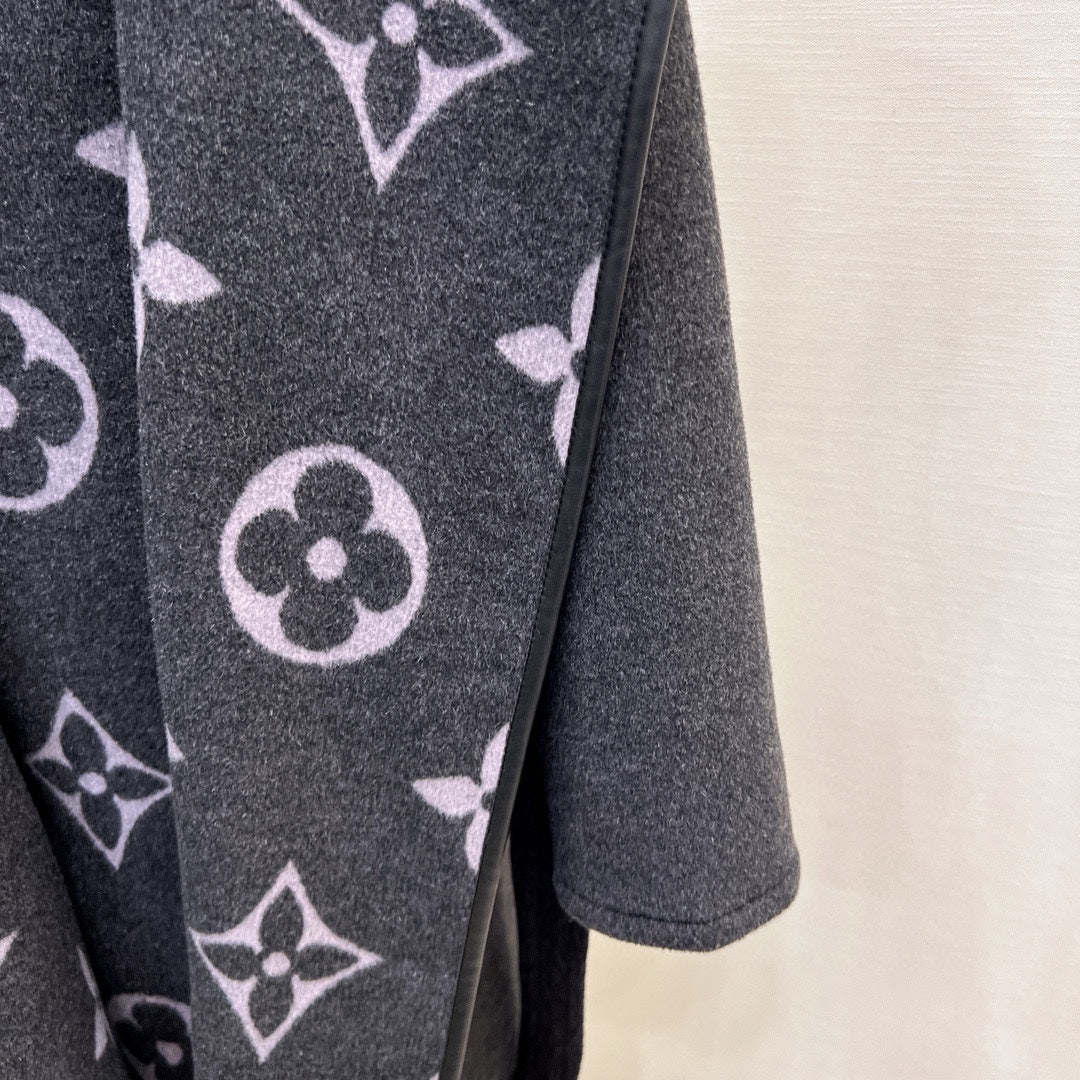 LV 25S HOODED JACKET 0064