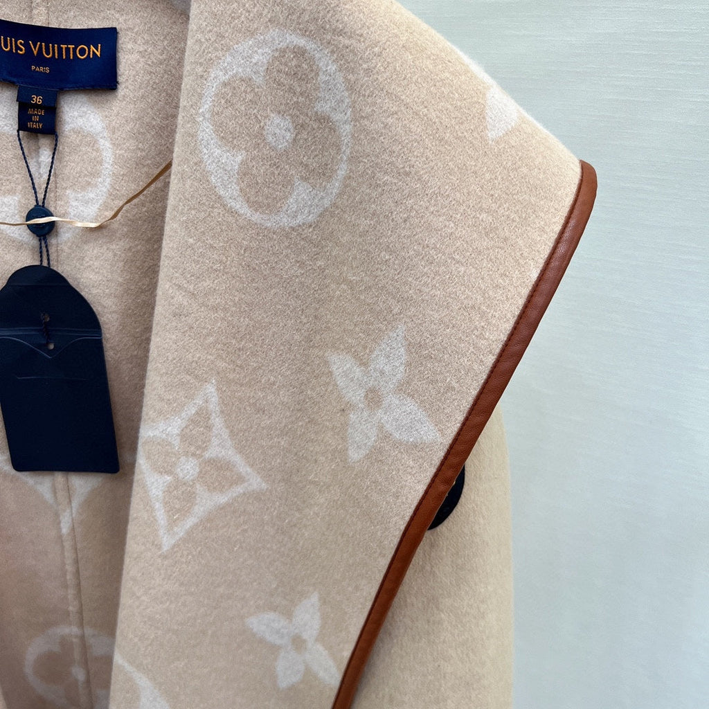 LV 25S HOODED JACKET 0065