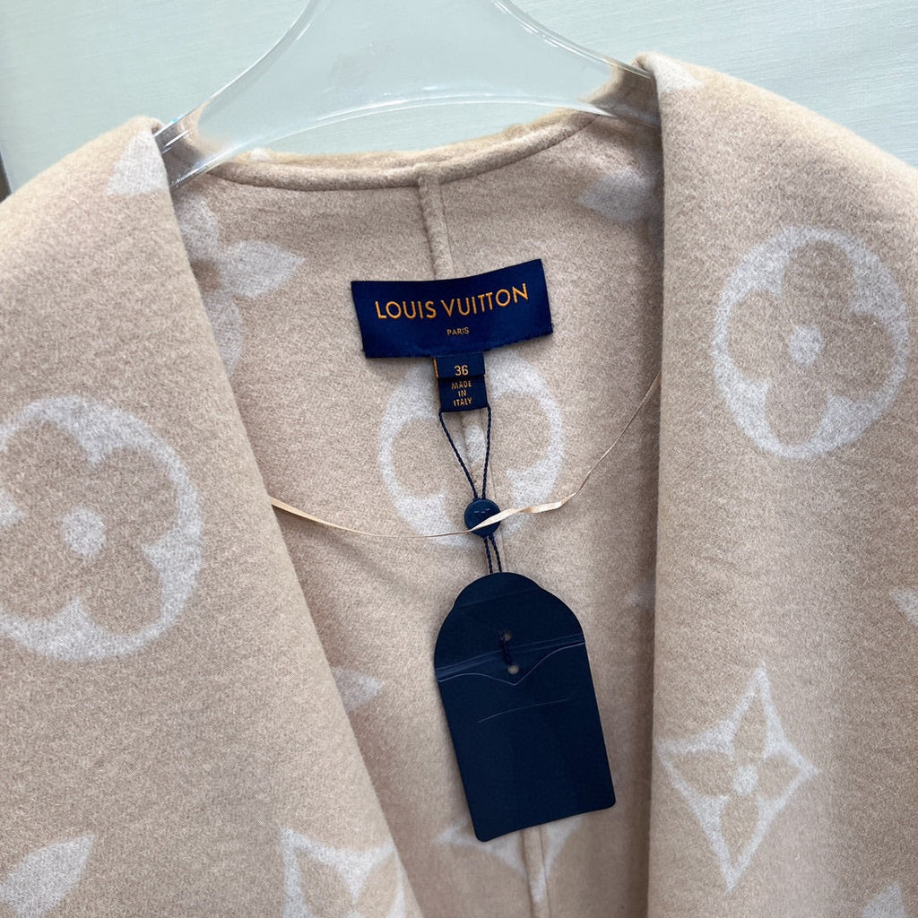 LV 25S HOODED JACKET 0065