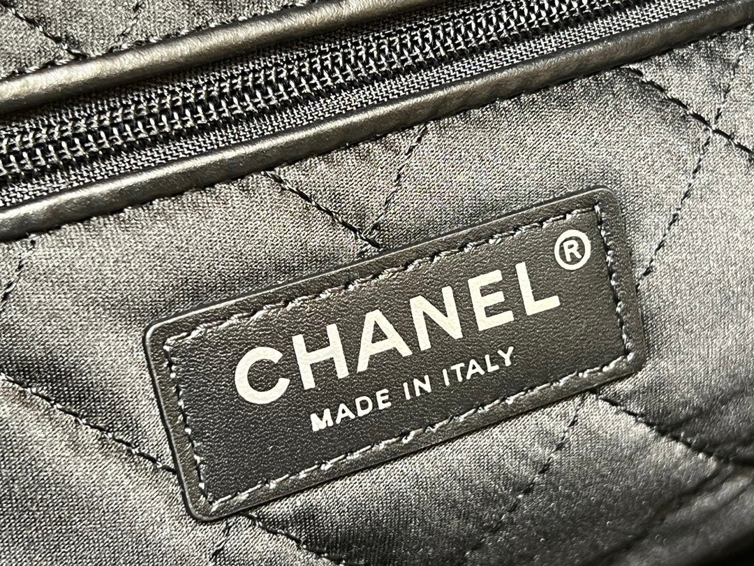 CC 19 HOBO BAG 43CM BLACK GOATSKIN SILVER HARDWARE