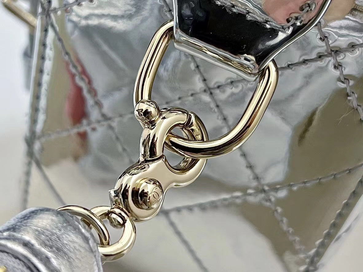 25S CHANEL STAR SILVER 23 IN METALLIC SILVER CALFSKIN