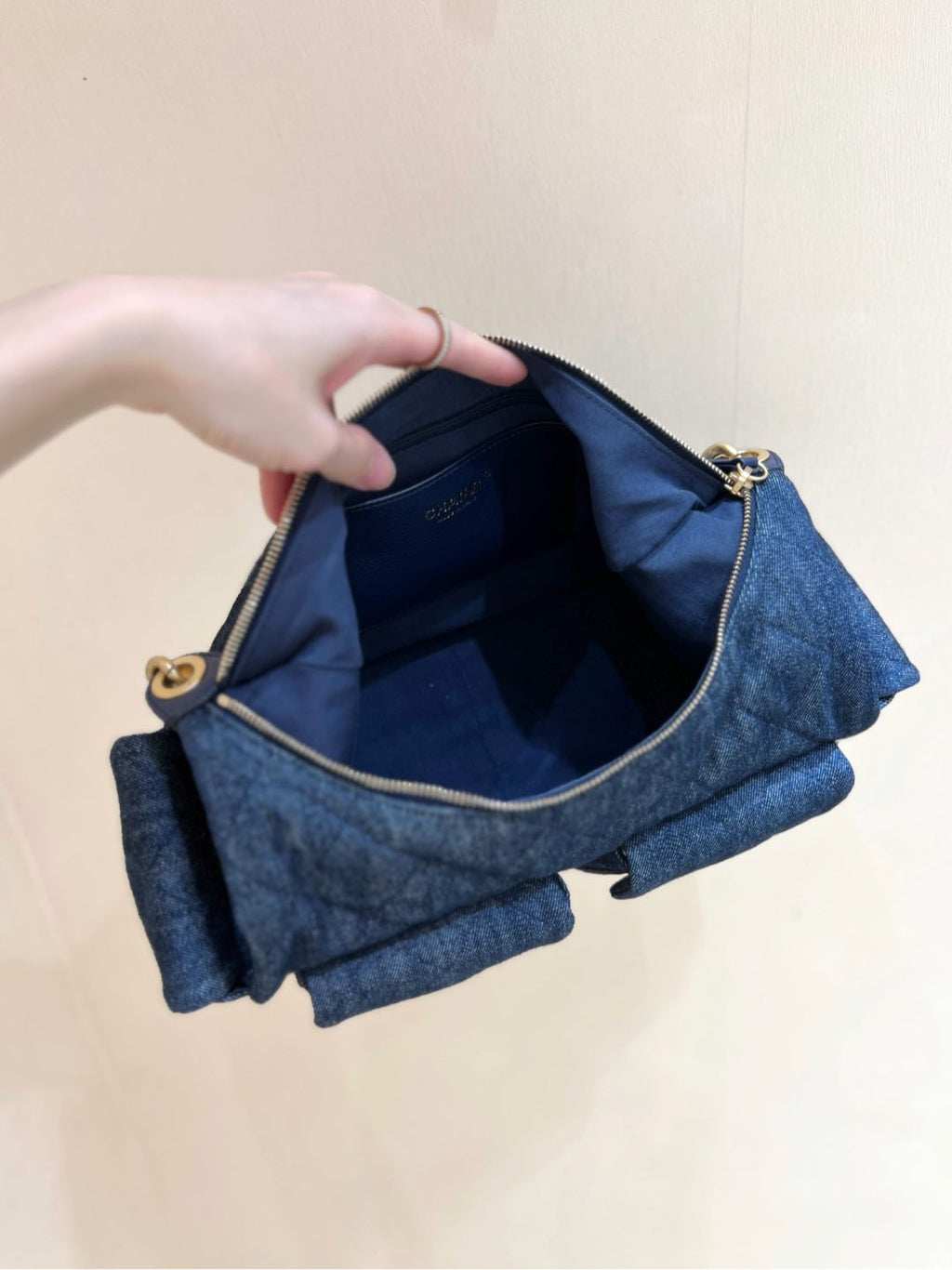 CHANEL 25S MEDIUM HOBO BAG 31 IN DARK BLUE DENIM GOLD HARDWARE