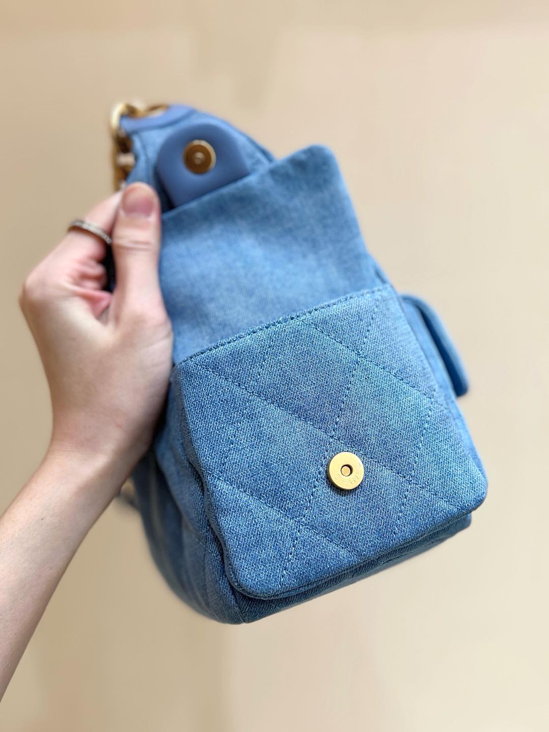 CHANEL 25S LARGE HOBO BAG 35 IN LIGHT BLUE DENIM GOLD HARDWARE