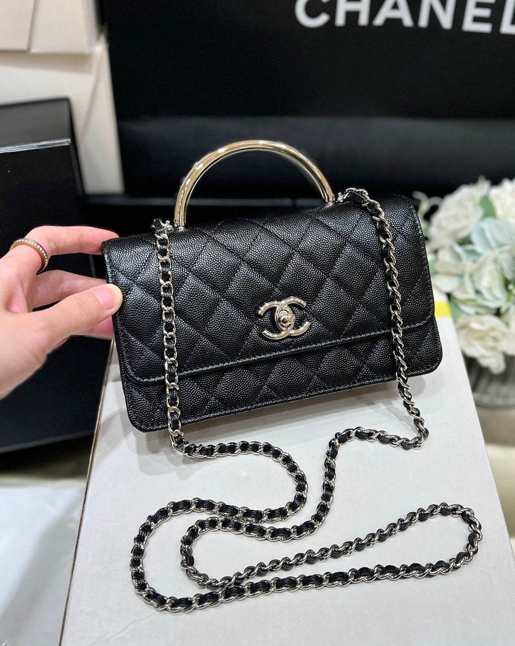 FLAP BAG WITH SILVER-TONE HANDLE 18 IN BLACK LAMBSKIN