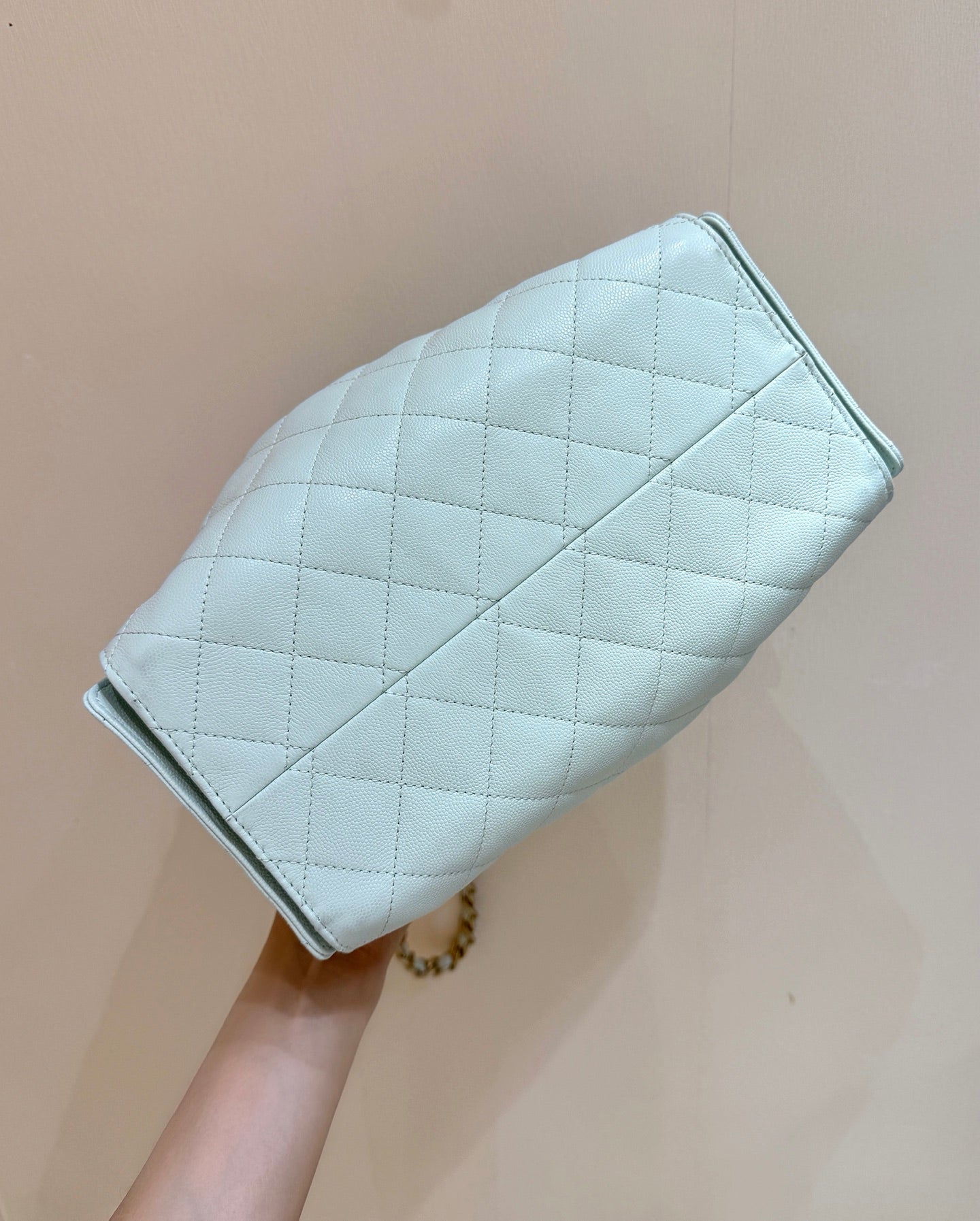 CHANEL 25S HANDBAG IN PALE CYAN 30 CALFSKIN GOLD HARDWARE