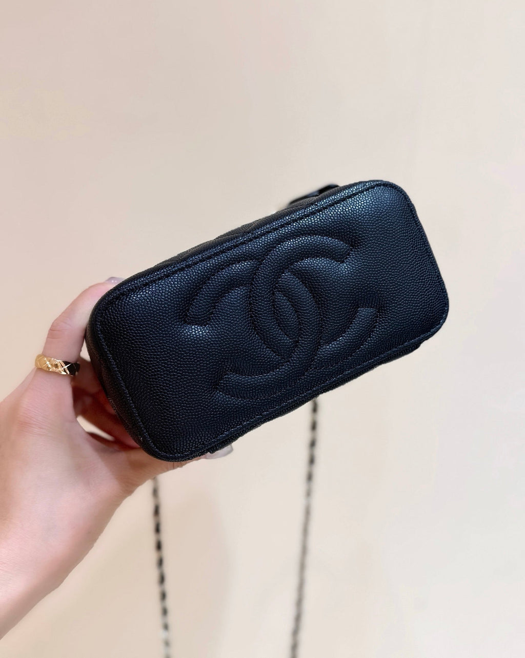 CHANEL 25S COCO CRUSH 17 IN BLACK CALFSKIN GOLD HARDWARE