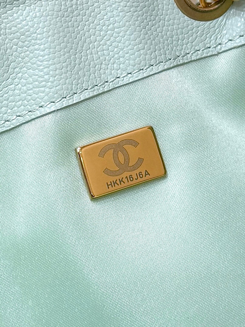 CHANEL 25S HANDBAG IN PALE CYAN 40 GRAINED CALFSKIN GOLD HARDWARE