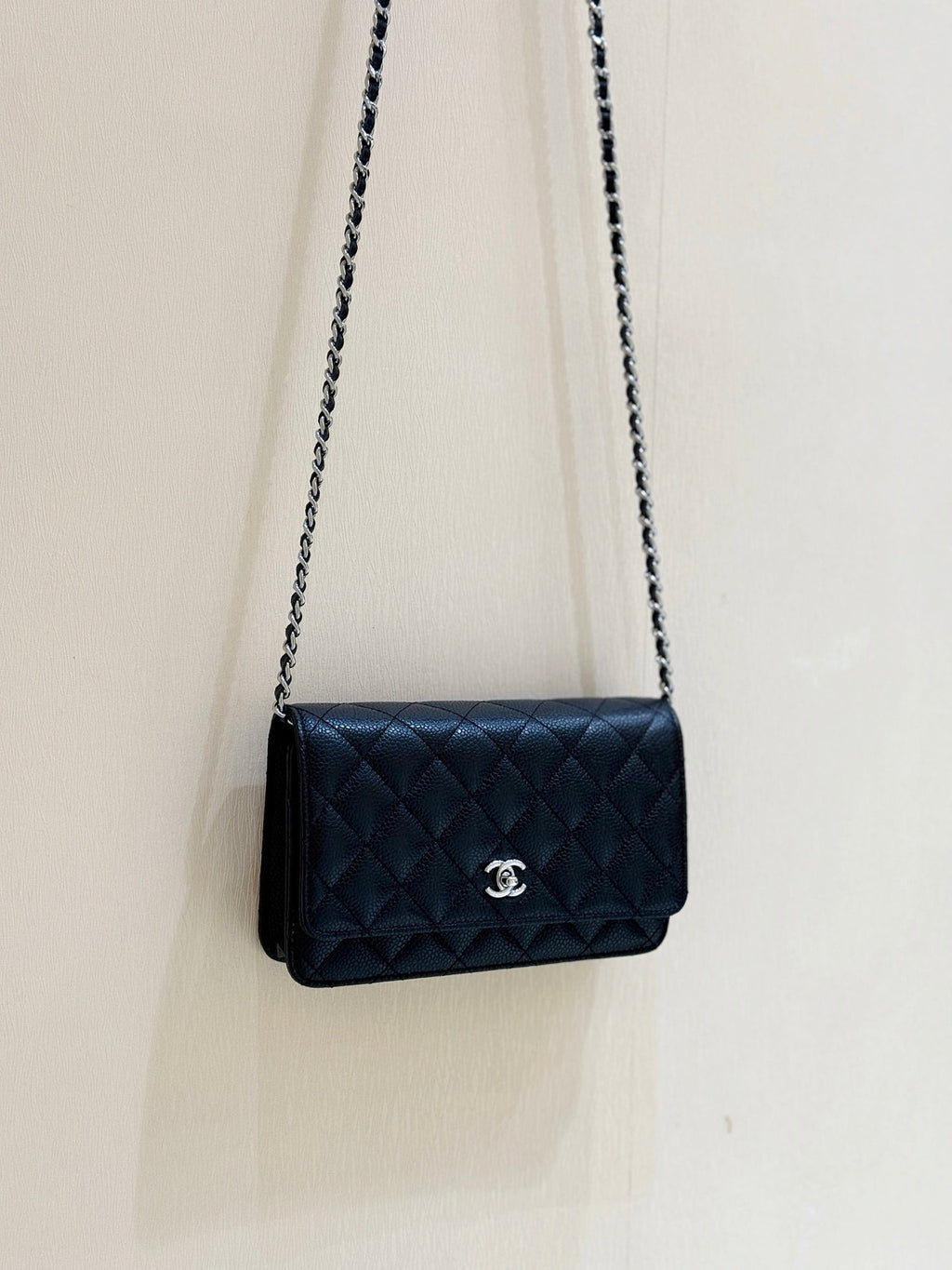 CHANEL 25S MINI FLAP BAG 19 IN BLACK CALFSKIN SLIVER HARDWARE