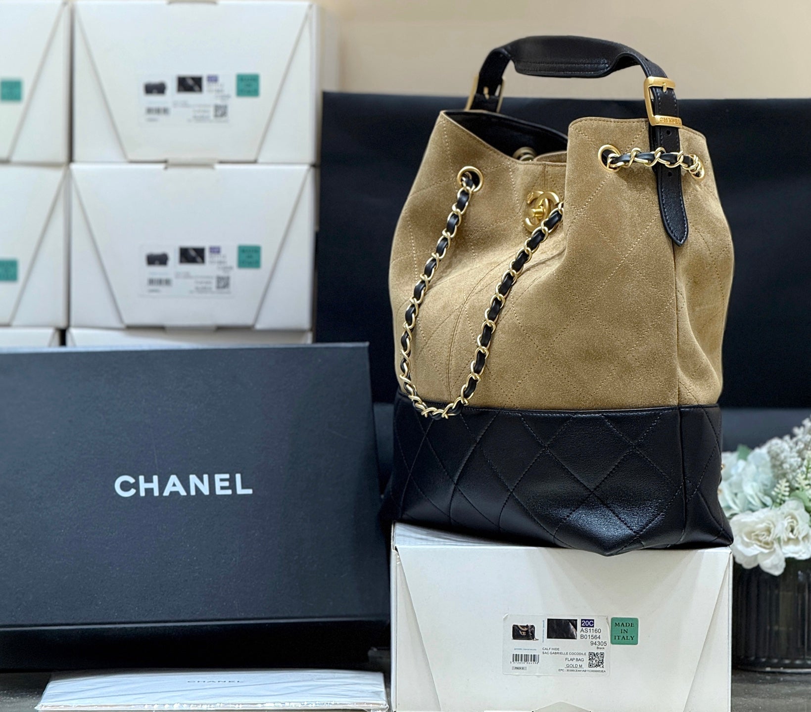 CHANEL 25S SHOPPING BAG 33 IN BROWN AND BLACK SUEDE CALFSKIN