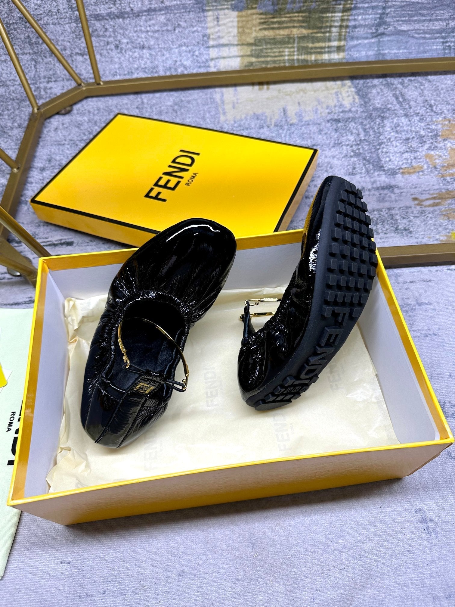 FENDI FILO BALLET IN BLACK LAMBSKIN WITH GOLD HARDWARE