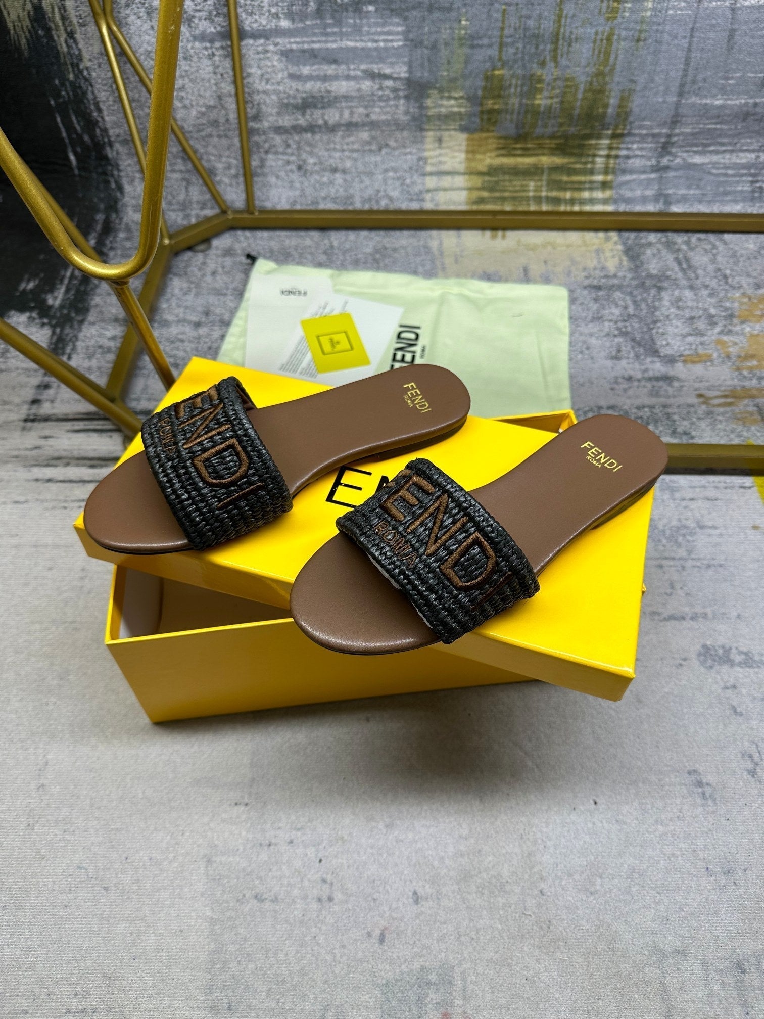 FF Signature 10 Black Brown Cotton Fibre Slide