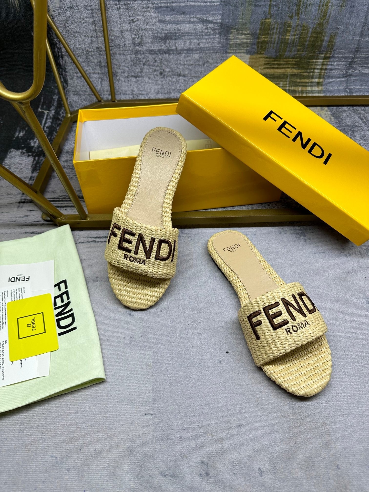 FF Signature 10 Beige Cotton Fibre Slide