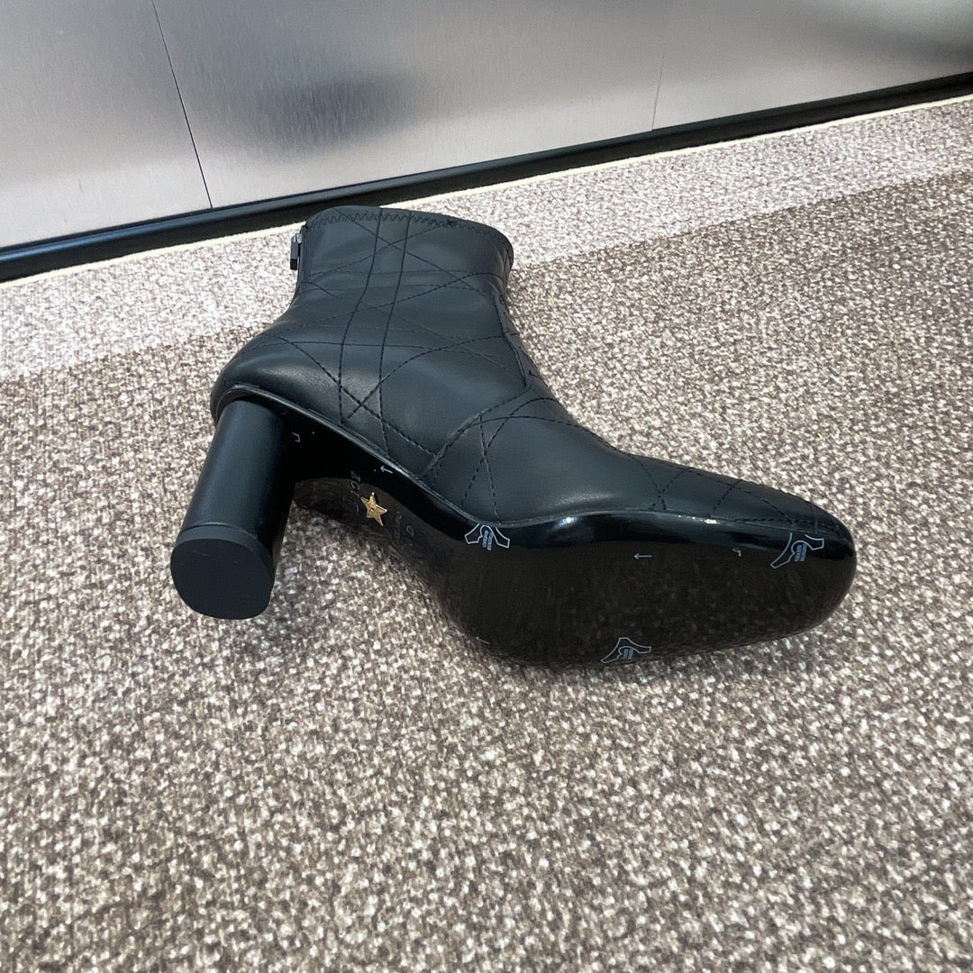 DIOR 25S D-SHADOW COUTURE SERIES ANKLE BOOTS 90MM IN BLACK CALFSKIN