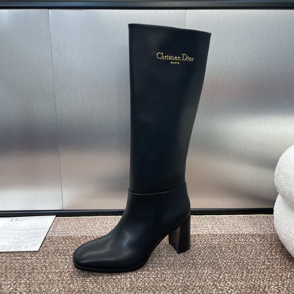 DIOR 25S D-TOWN HEELED BOOT 80MM IN BLACK SUPPLE CALFSKIN