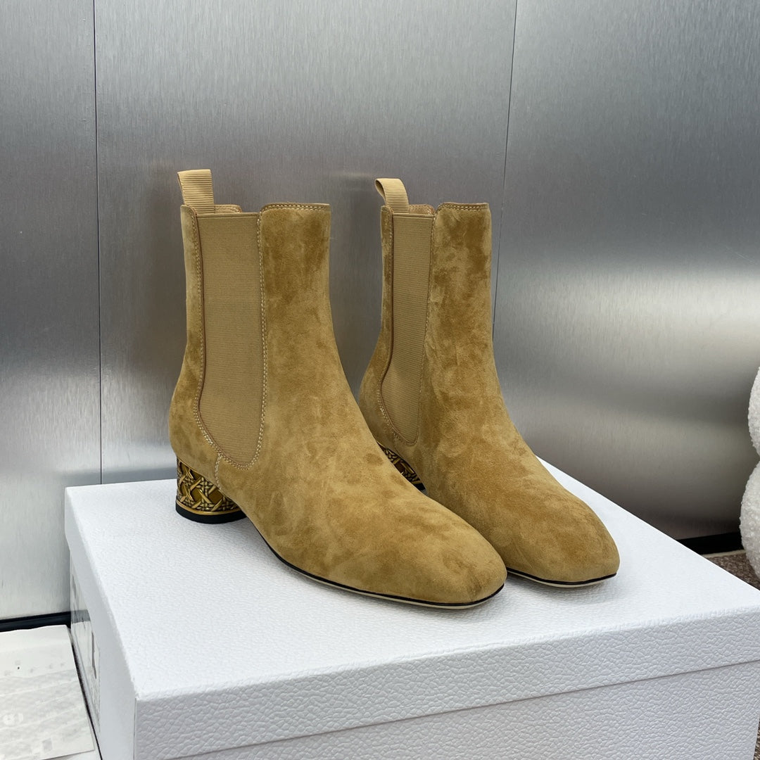 DIOR 25S ANKLE BOOT IN LIGHT BROWN SUEDE