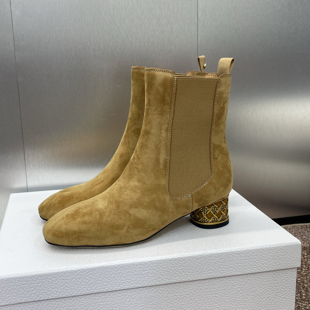 DIOR 25S ANKLE BOOT IN LIGHT BROWN SUEDE