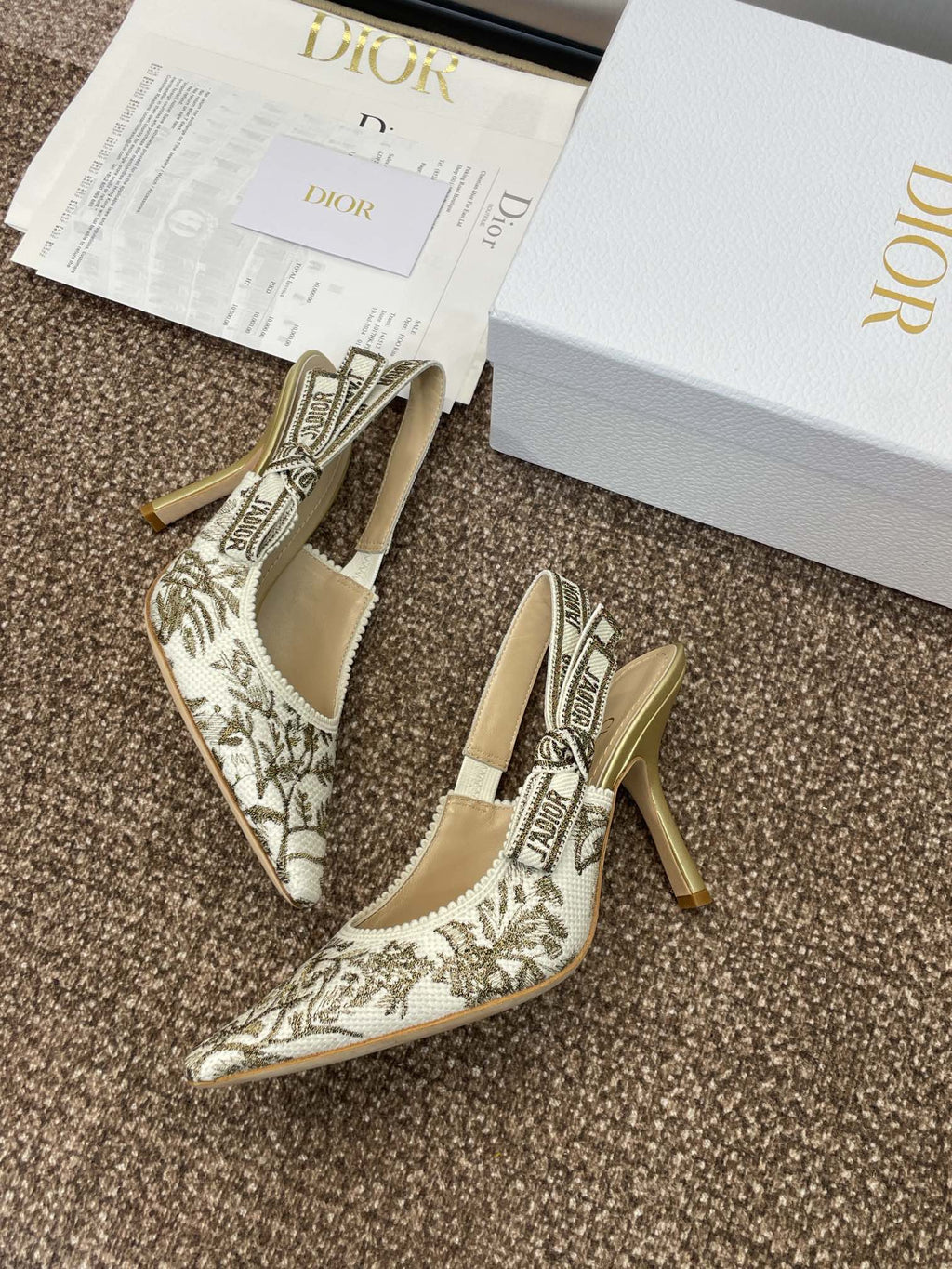J'ADIOR HIGH SLINGBACK PUMP WHITE AND GOLD-TONE MILLEFIORI JACQUARD 95 MM