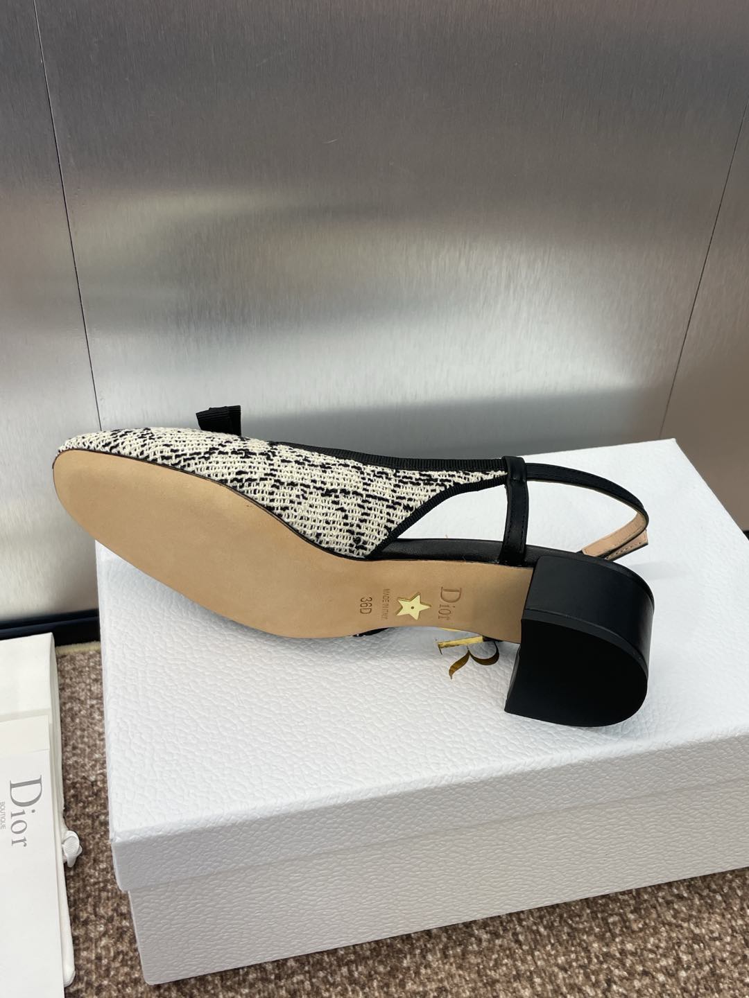 SLINGBACK PUMP IN WHITE MIX BLACK EMBROIDERED CANNAGE TWEED 35 MM