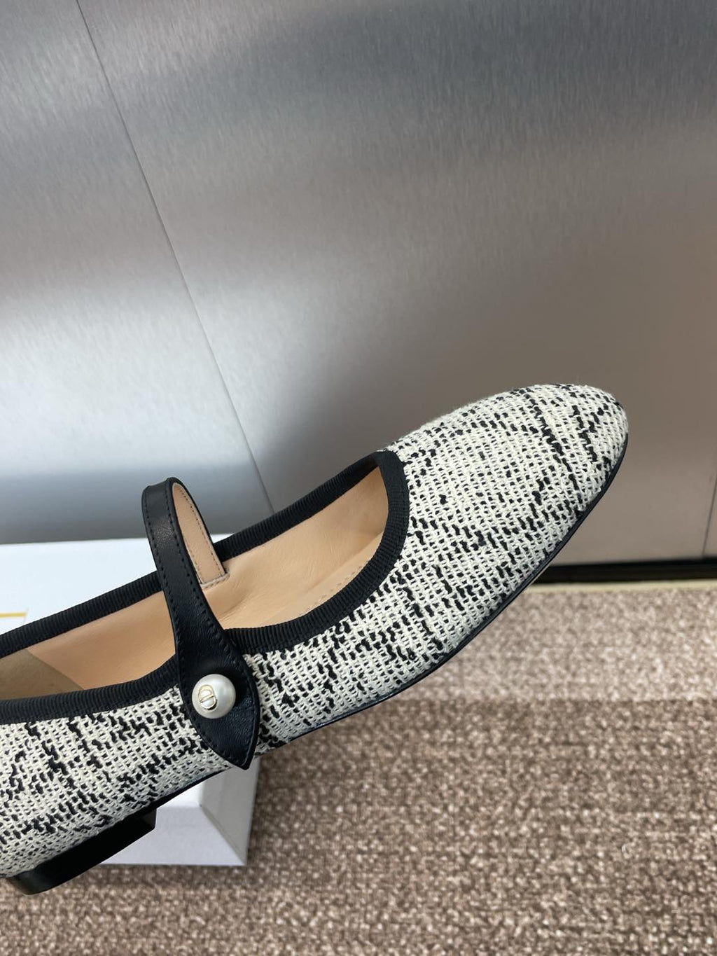 D-RAMOUR BALLET FLATS IN WHITE MIX BLACK EMBROIDERED CANNAGE TWEED