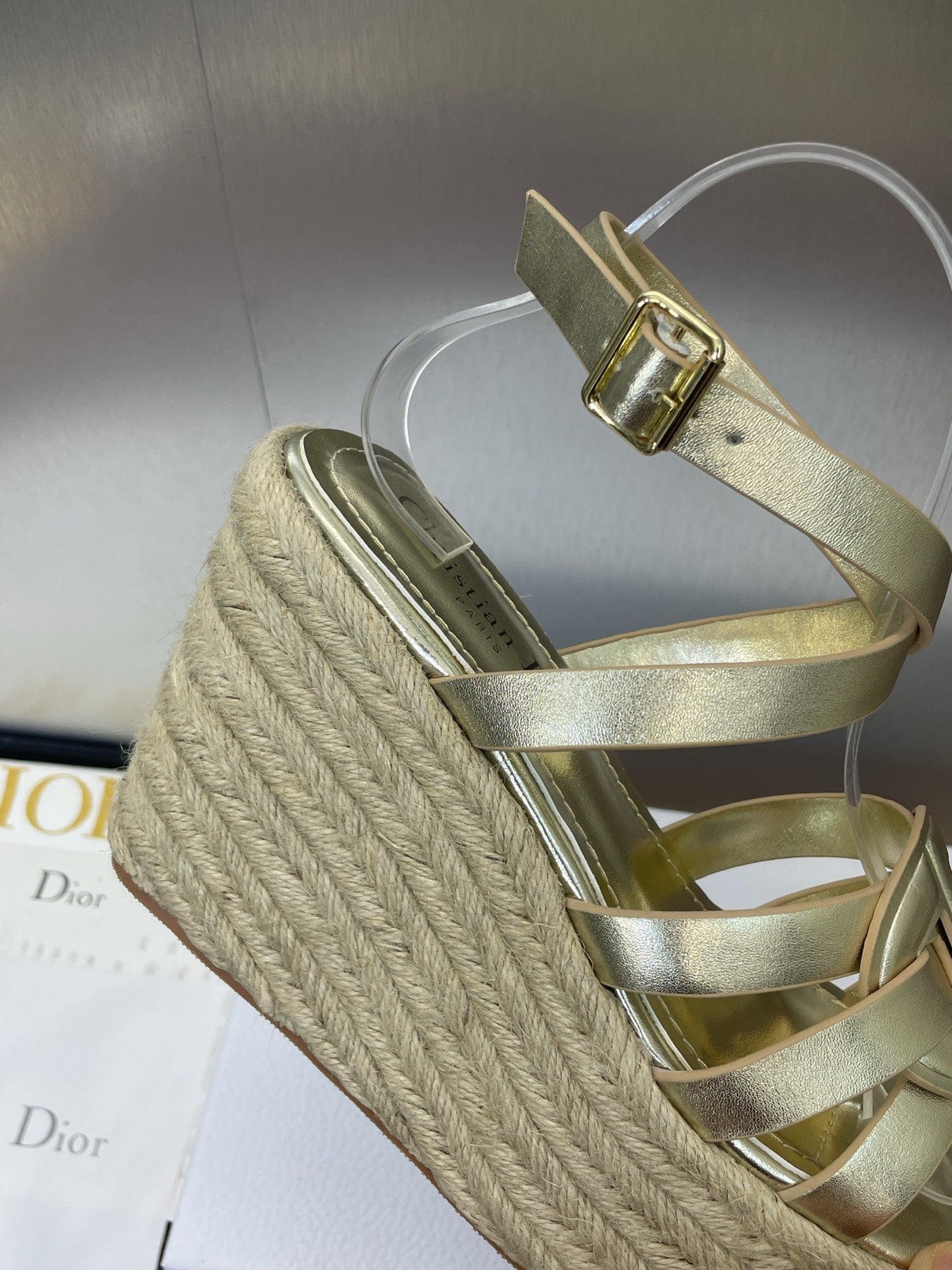 D-CLUB 25S HIGH HEEL WEDGE 100MM IN GOLD GLOSSY CALFSKIN RAFFIA SOLE