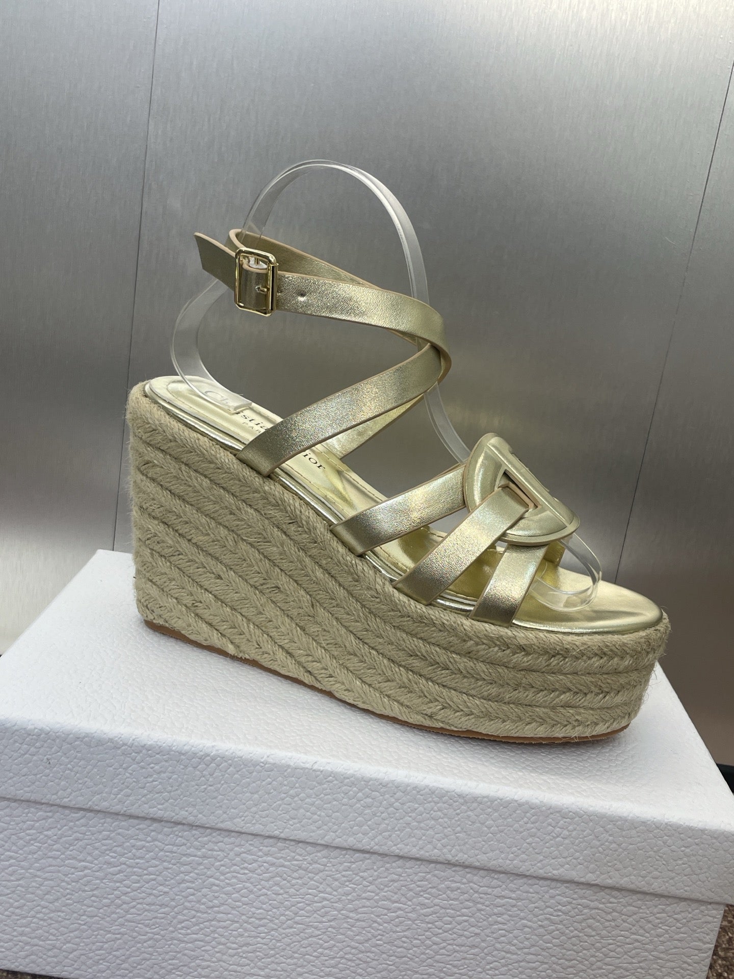 D-CLUB 25S HIGH HEEL WEDGE 100MM IN GOLD GLOSSY CALFSKIN RAFFIA SOLE