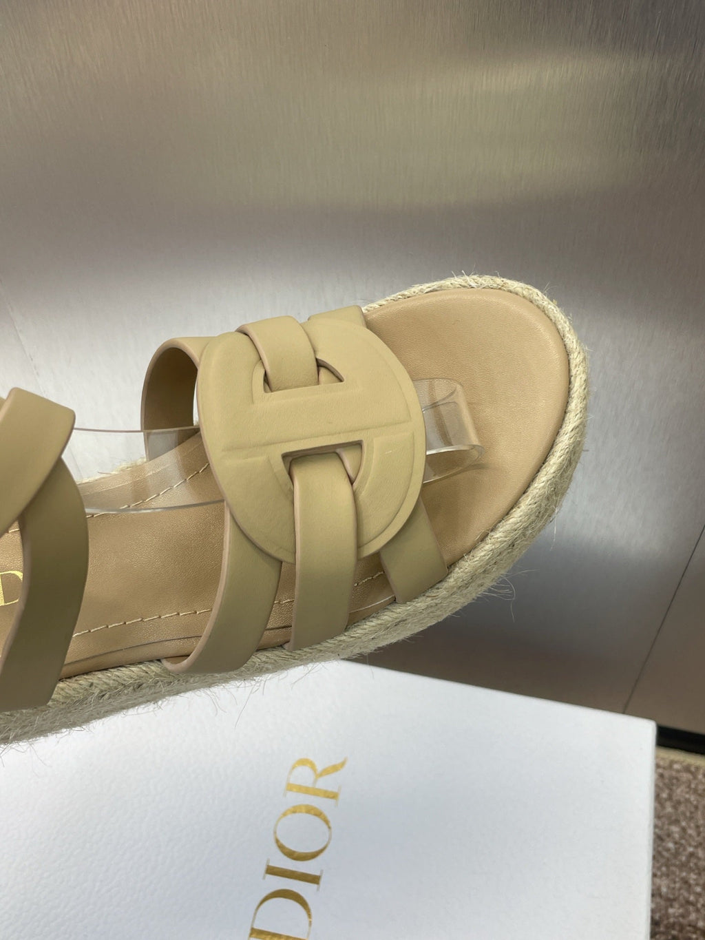 D-CLUB 25S HIGH HEEL WEDGE 100MM IN GOLDEN BEIGE CALFSKIN RAFFIA SOLE