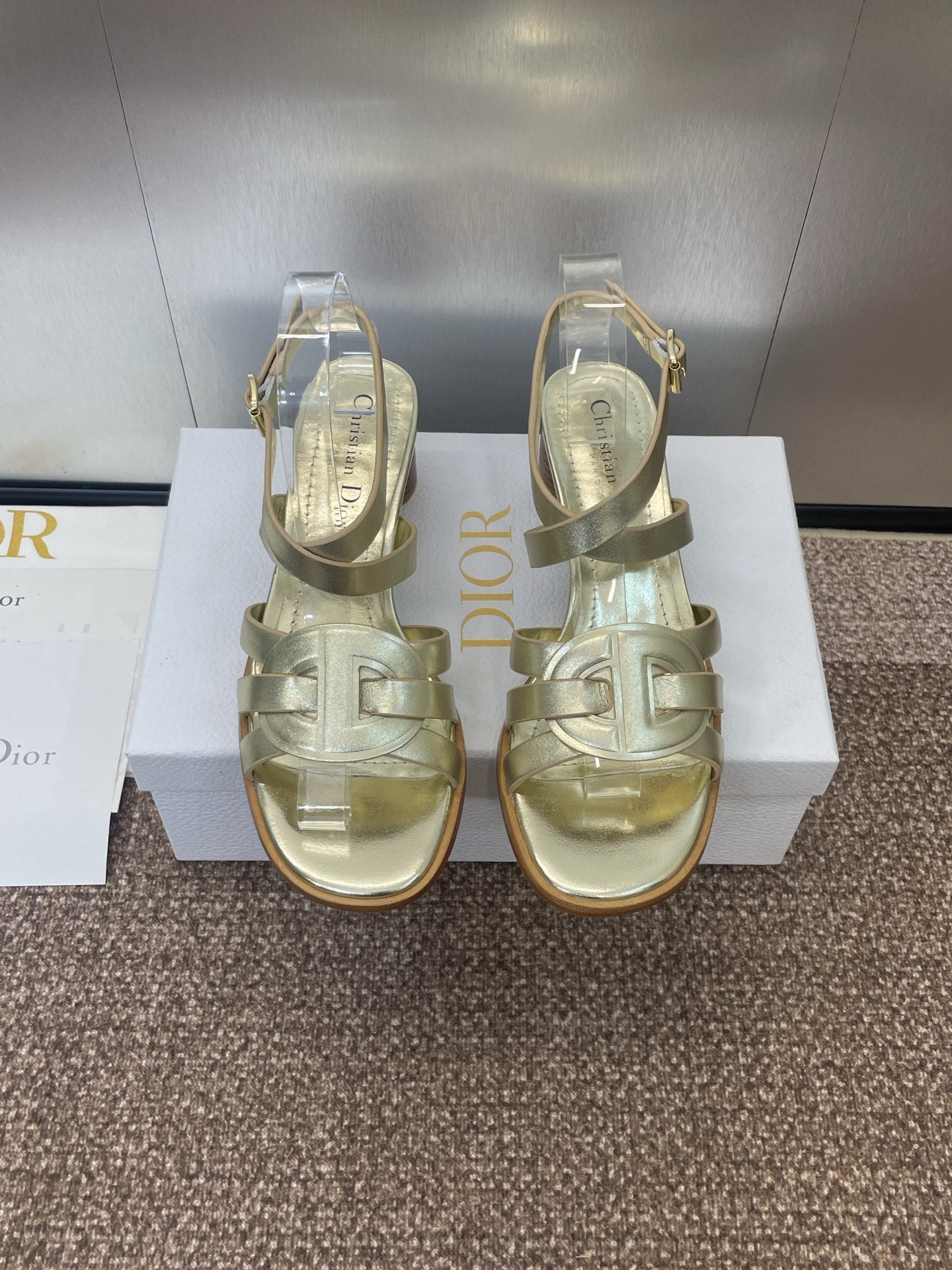 D-CLUB HIGH HEEL SLIDE 25S 55MM IN GOLD GLOSSY CALFSKIN