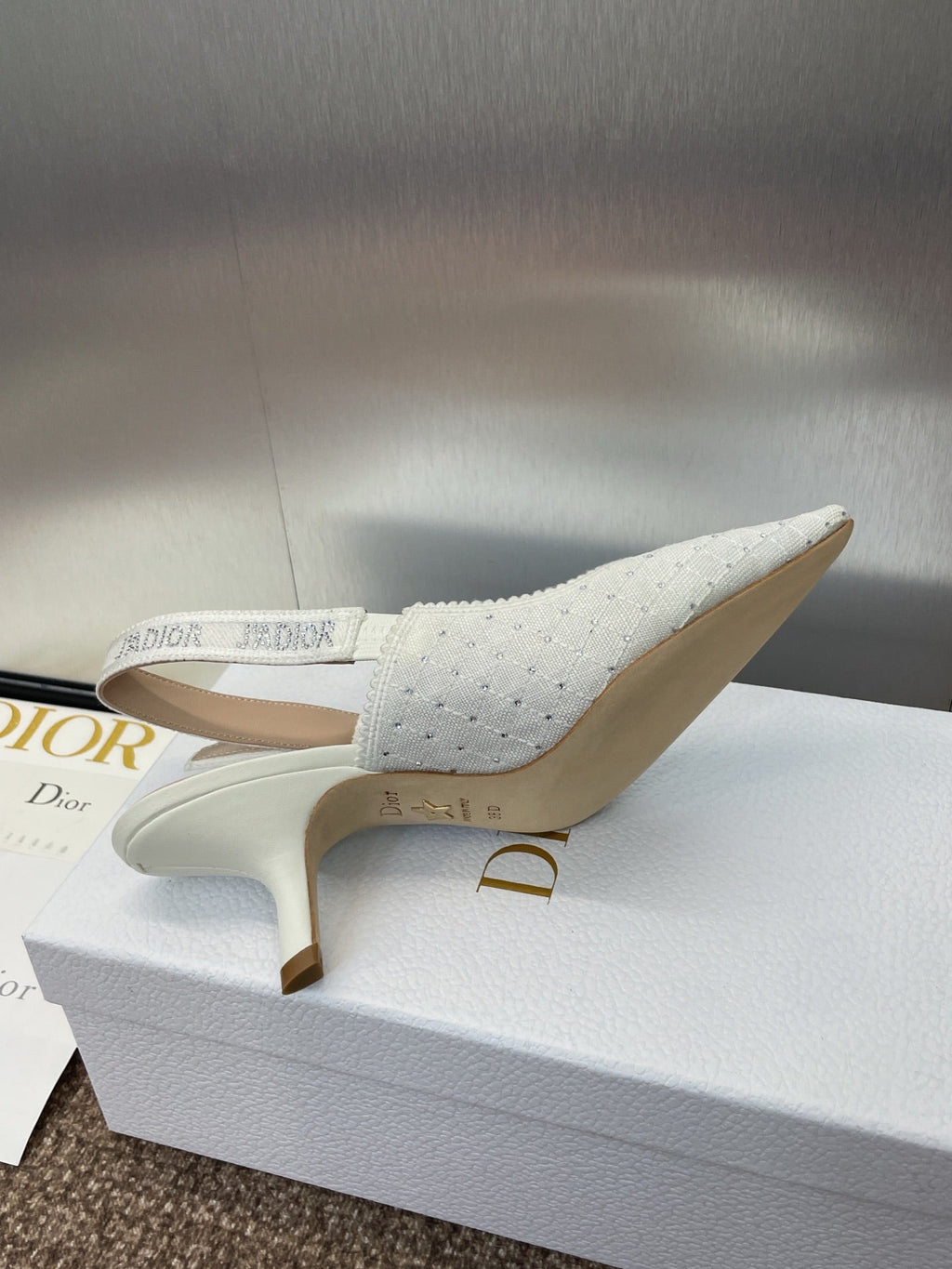 J'ADIOR SLINGBACK 25S PUMP 65MM IN WHITE FABRIC EMBOSSED CRYSTAL