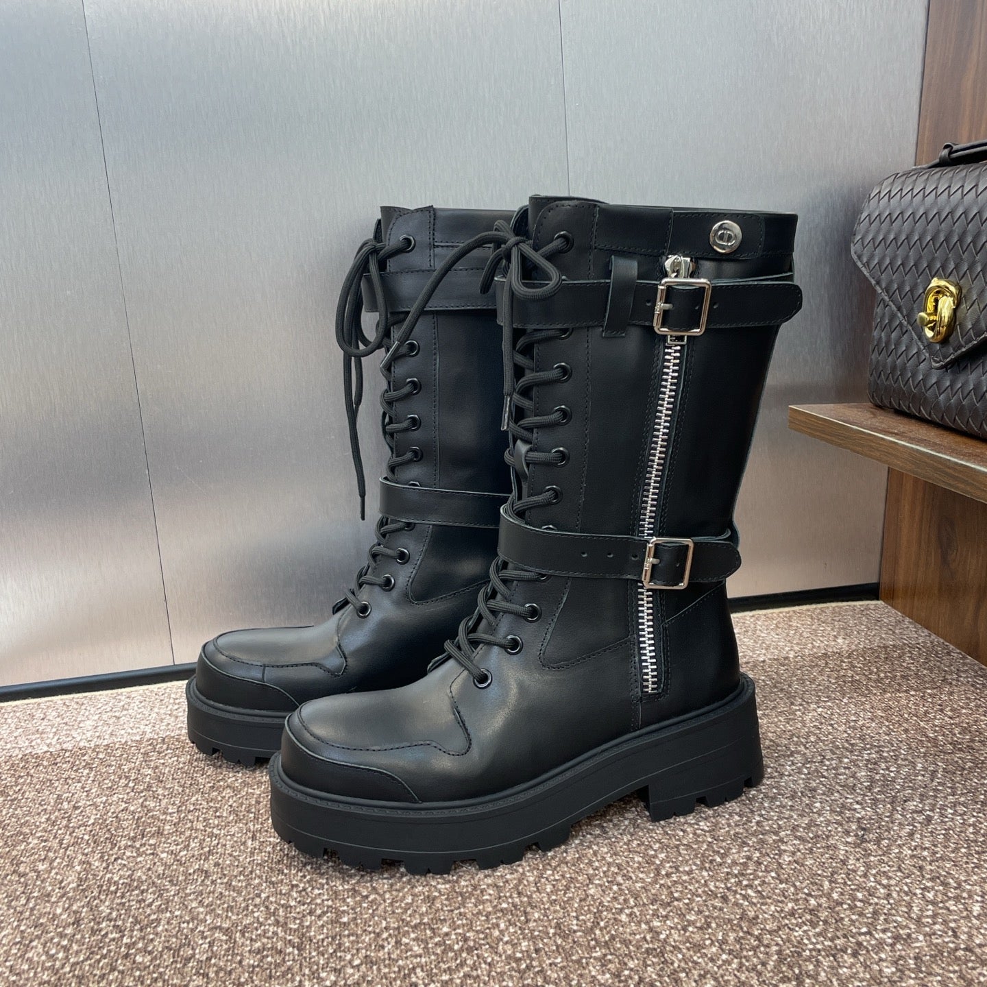 DIOR 25S D-MAJOR SERIES PUNK BOOTS 45MM IN BLACK CALFSKIN