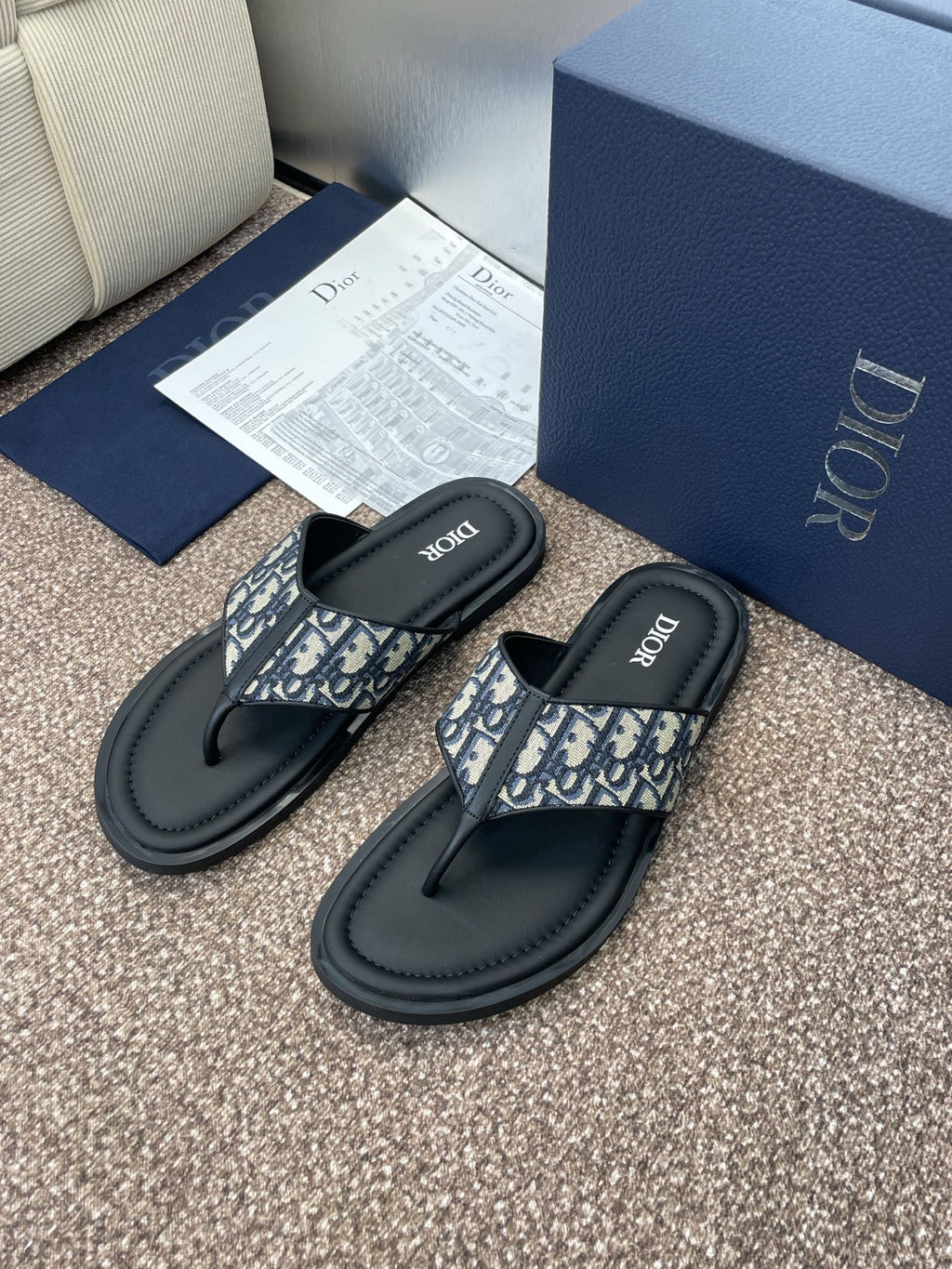 DIOR 25S ALIAS THONG SANDAL IN BEIGE BLACK CALFSKIN AND CANVAS