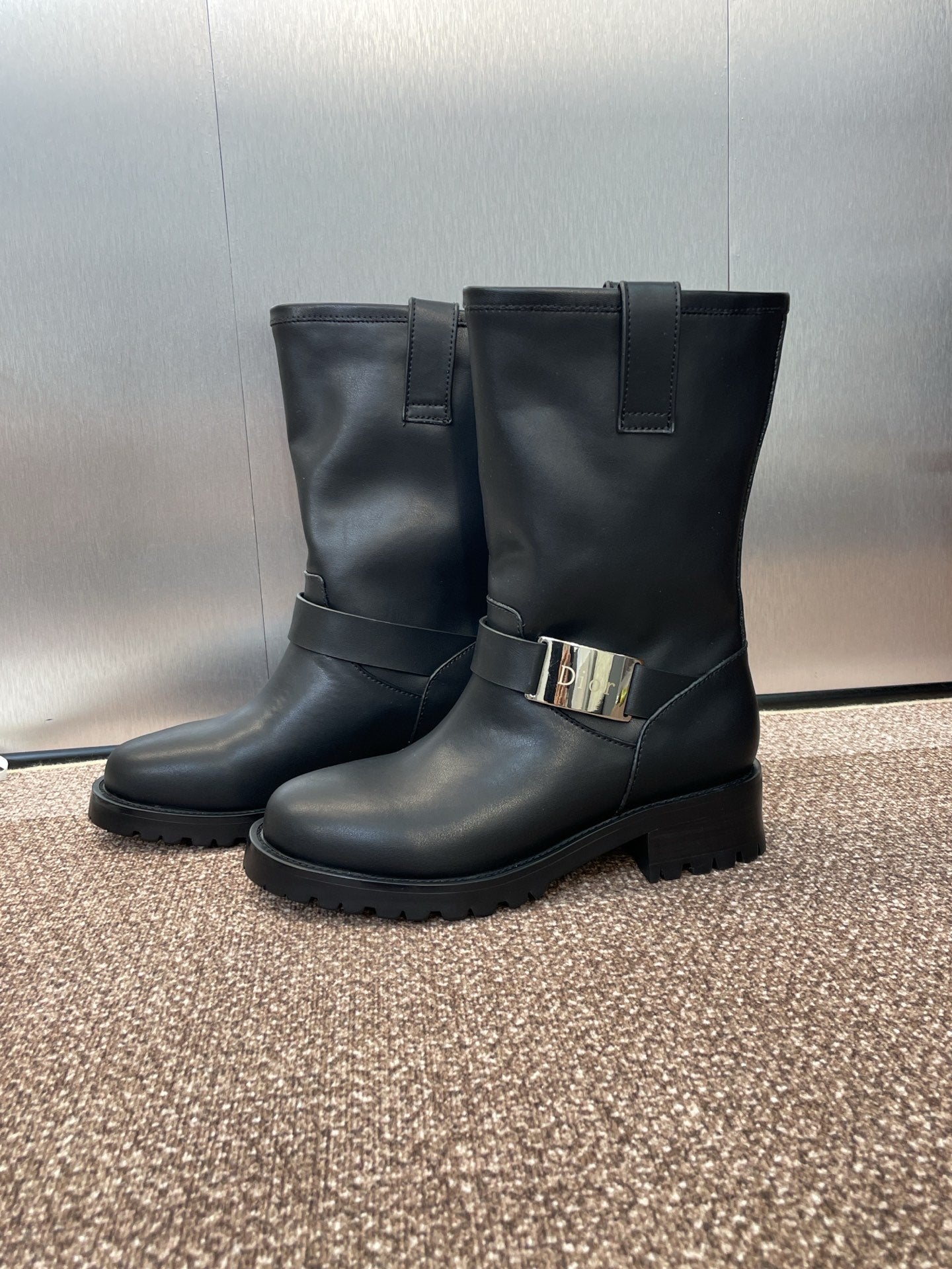 DIOR 25S D-QUEST BOOTS 45MM IN BLACK CALFSKIN