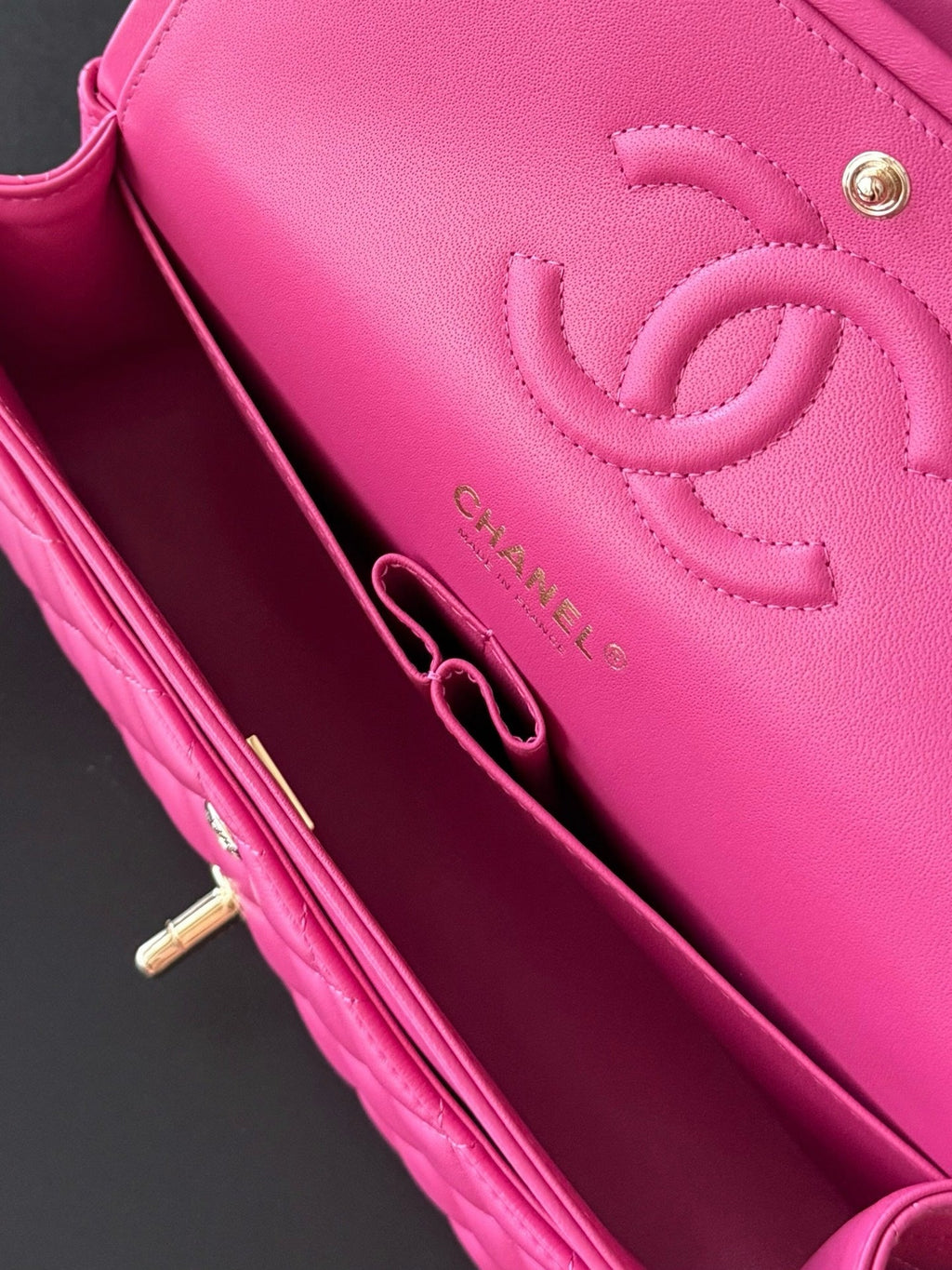 CHANEL 25S CLASSIC FLAP BAG 25 CM IN PINK LAMBSKIN WITH GOLD HARDWARE