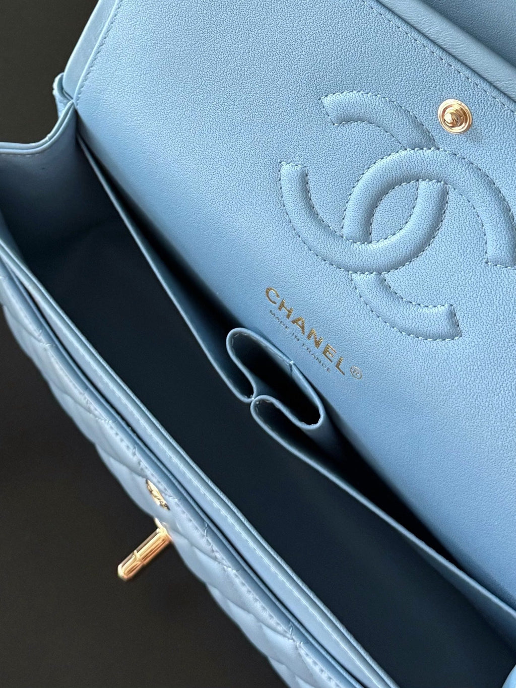 CHANEL 25S CLASSIC FLAP BAG 25 CM IN LIGHT BLUE LAMBSKIN WITH GOLD HARDWARE