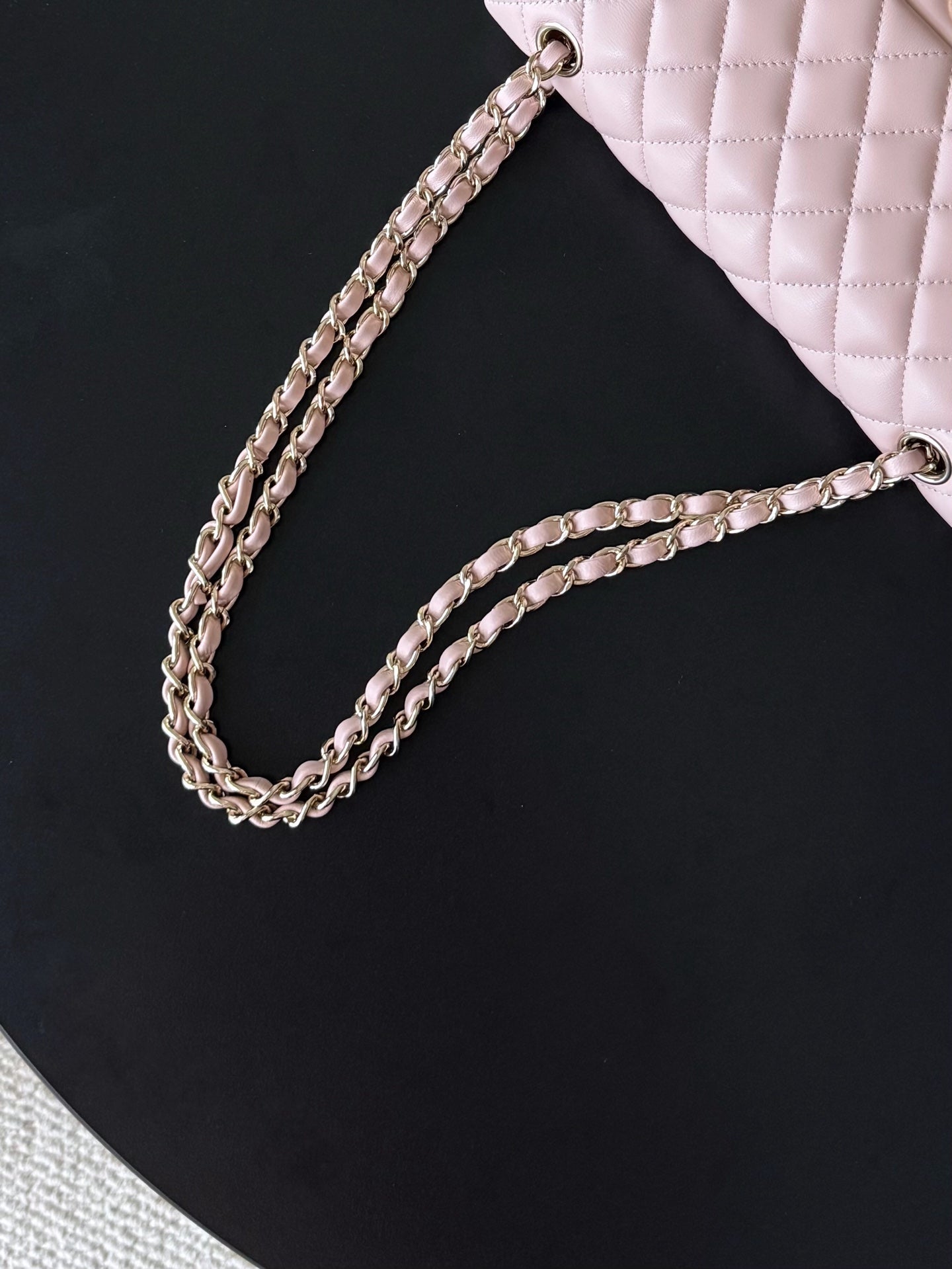 CHANEL 25S CLASSIC FLAP BAG 25 CM IN LIGHT PINK LAMBSKIN WITH GOLD HARDWARE