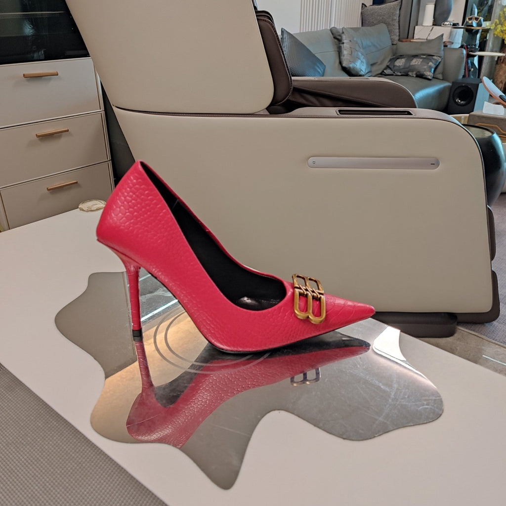 POINTED BB GOLD BUCKLE HIGH PUMPS IN RED CROCODILE PATTERN CALFSKIN