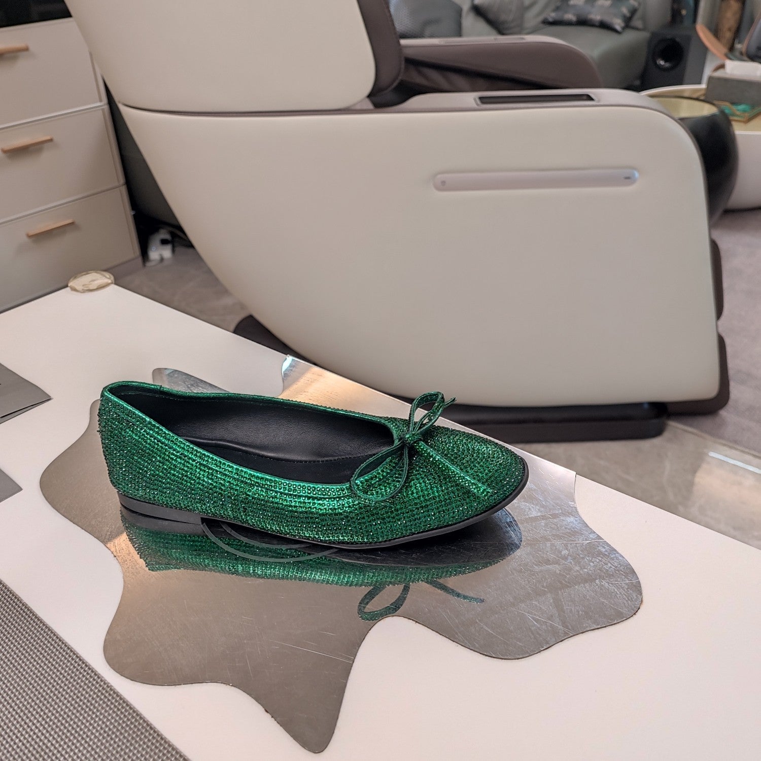 RHINESTONE BALLET FLATS WITH BOW IN FUN GREEN SHEEPSKIN