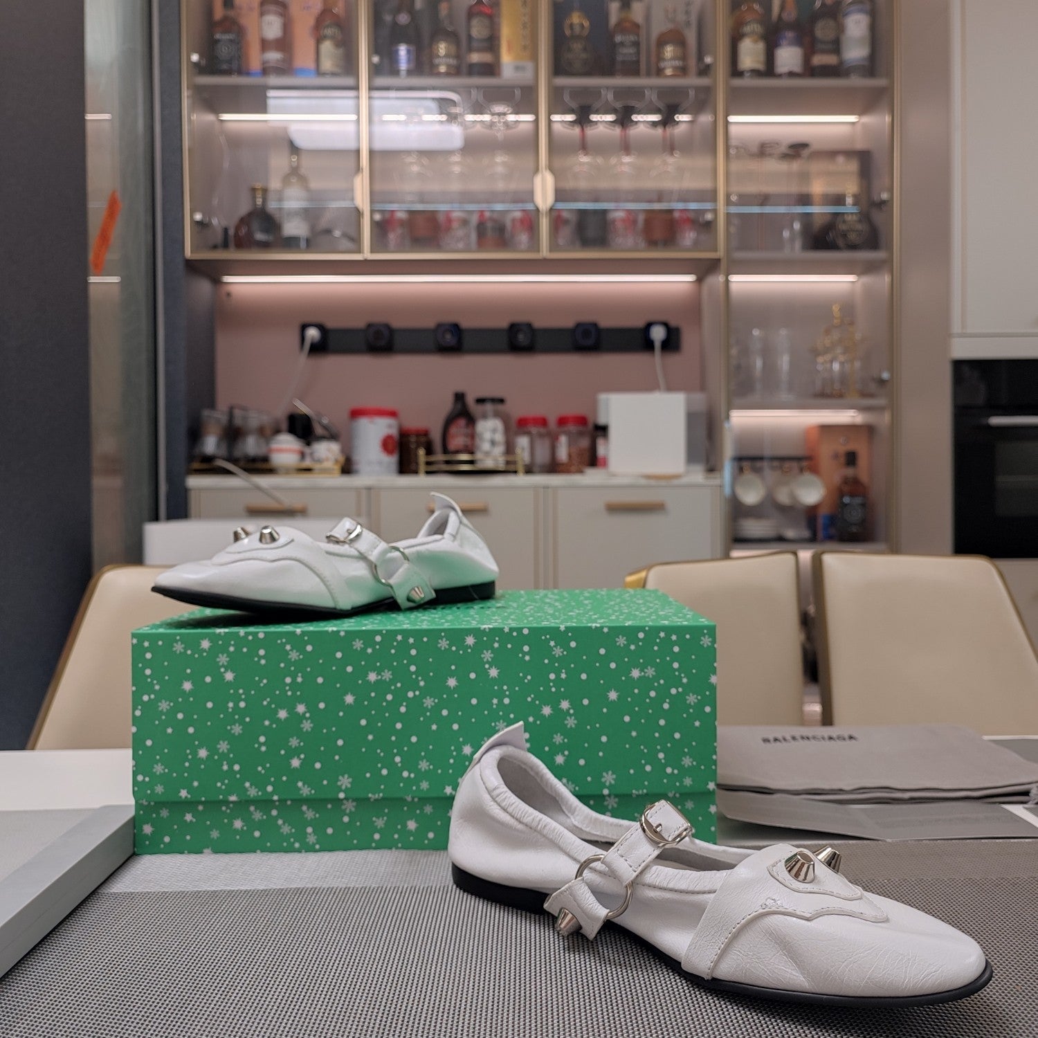 STUDDED MARY JANE FLATS IN WHITE SHINY LAMBSKIN