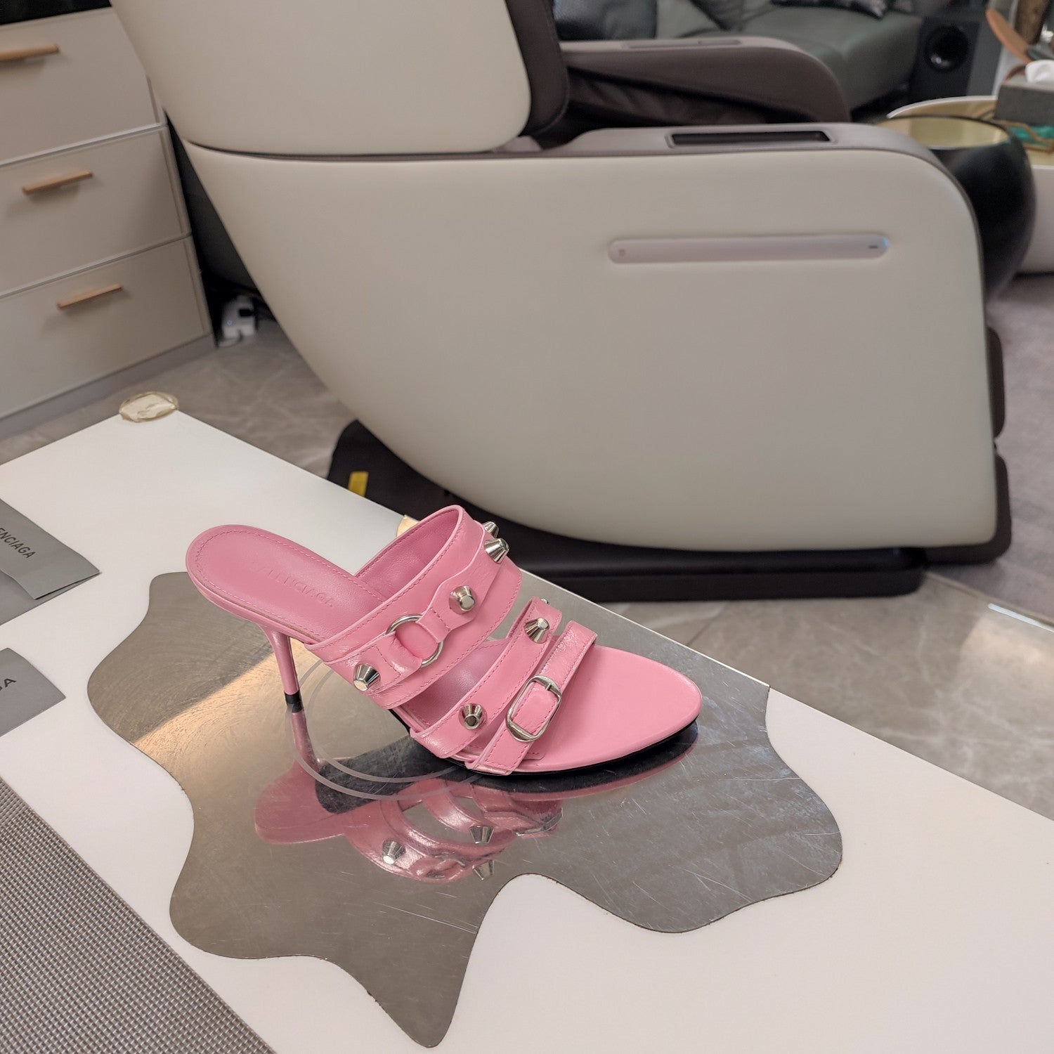 STRAPPY HIGH-HEELED SANDALS IN WEWAK PINK STUDDED WAX-OIL SHEEPSKIN