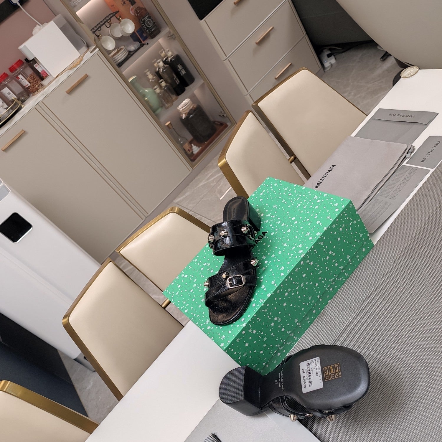 STRAPPY MEDIUM HEELED SANDALS IN BLACK STUDDED WAX-OIL SHEEPSKIN