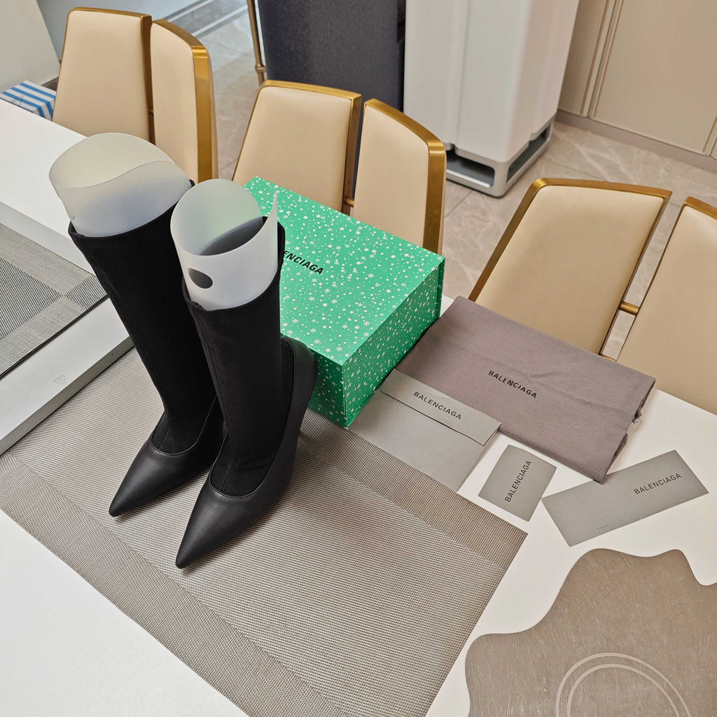 BALENCIAGA 25S POINTED-TOE HIGH HEELS 90 MM IN BLACK FABRIC AND CALFSKIN STYLE 4