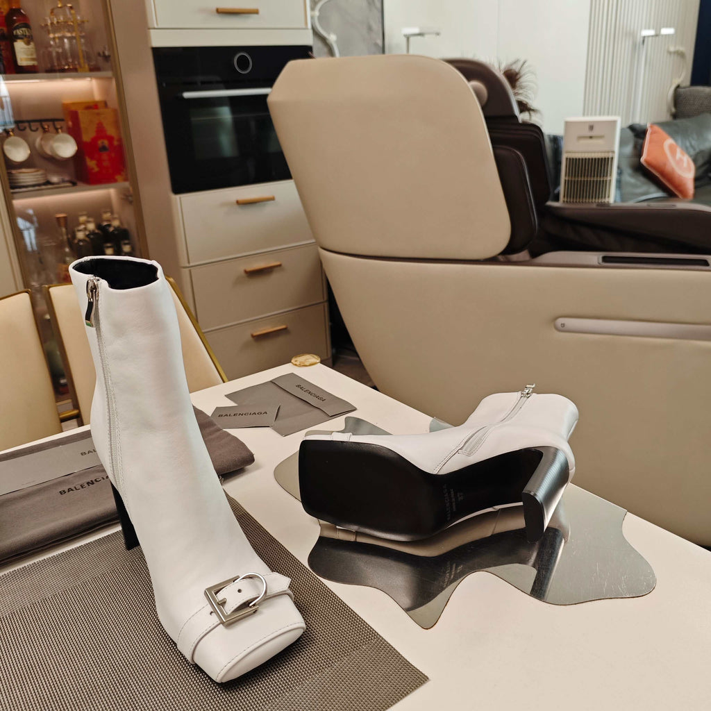 BALENCIAGA 25S BEL AIR BOOTS 115 MM IN WHITE CALFSKIN WITH SILVER HARDWARE