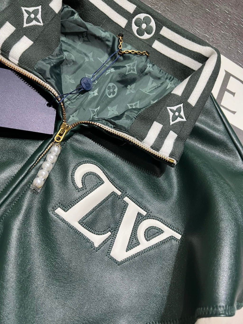 LV 25S UNISEX JACKET 0071