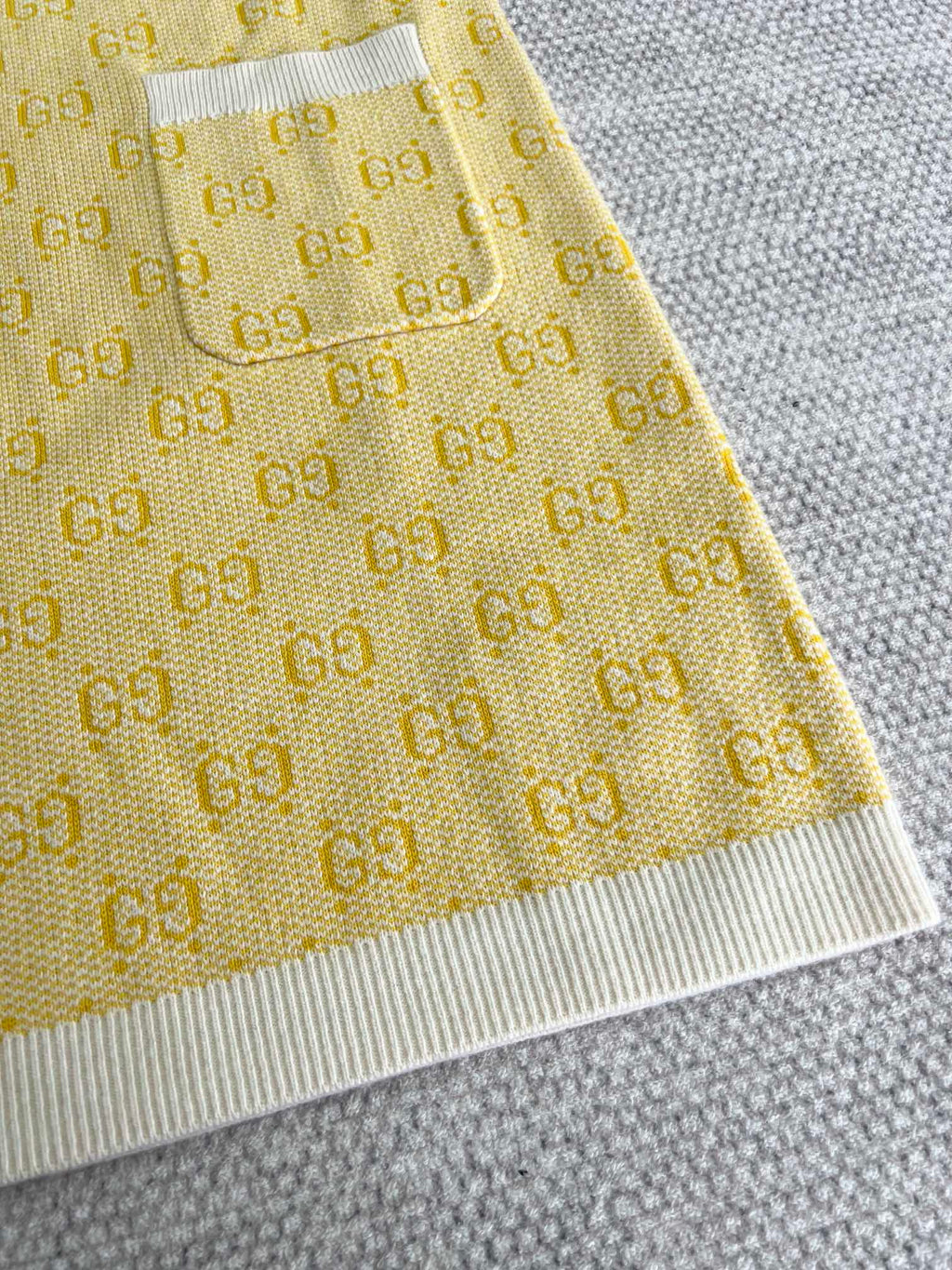 GUCCI SHORT-SLEEVE KNIT DRESS STYLE 70