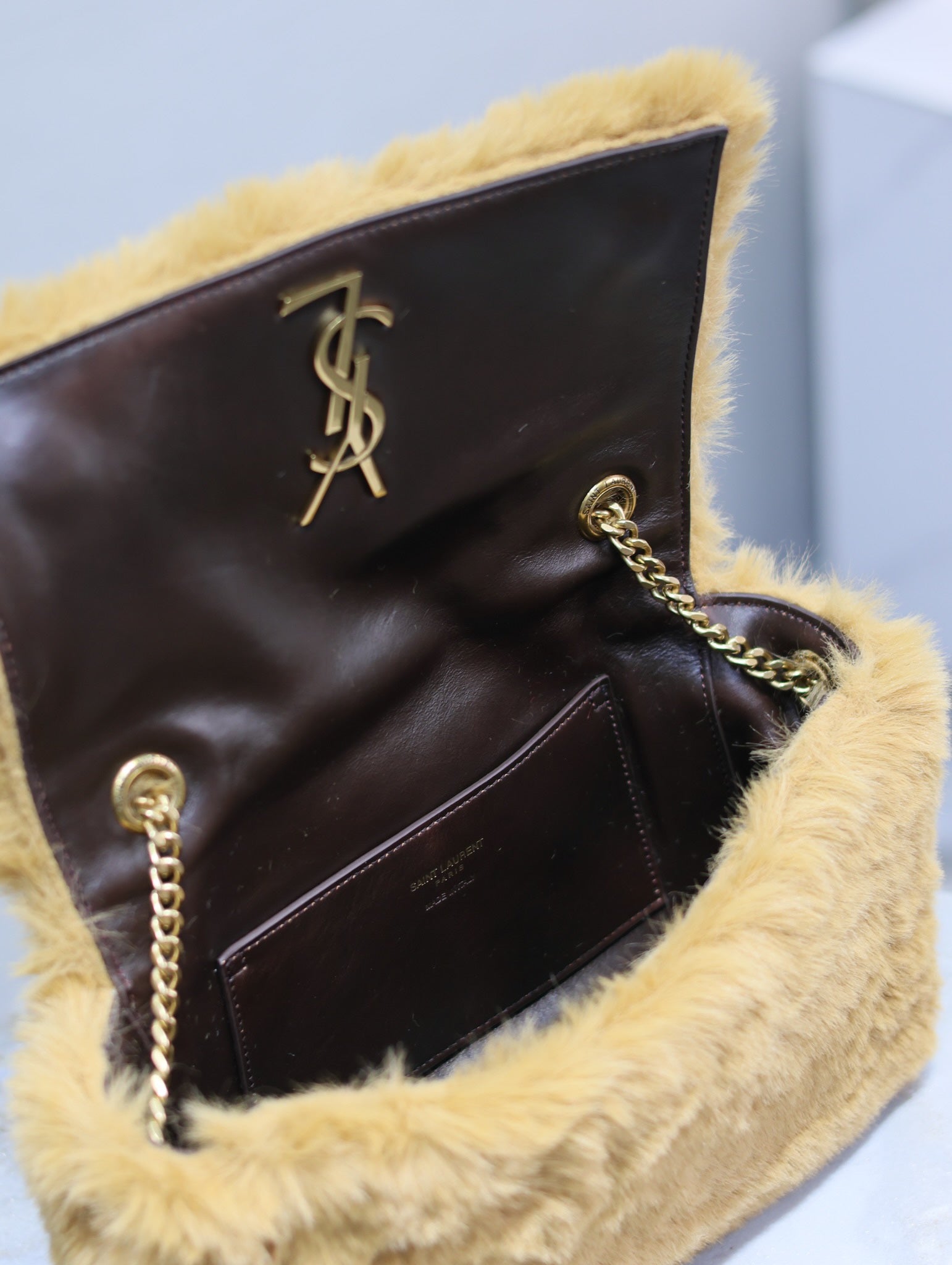 KATE SMALL BAG 22 IN PEANUT BROWN RABBIT FUR GOLD CHAIN