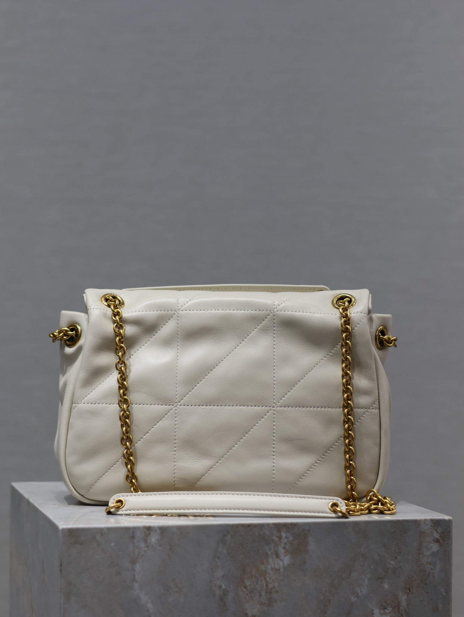 JAMIE 4.3 SMALL BAG 25 IN WHITE LAMBSKIN GOLD HARDWARE