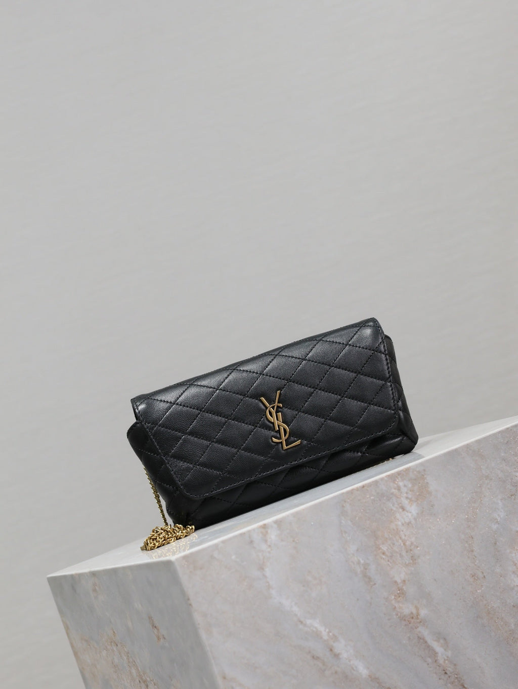 YSL 25S SAINT LAURENT GABY 19 IN BLACK QUILTED CALFSKIN GOLD HARDWRE