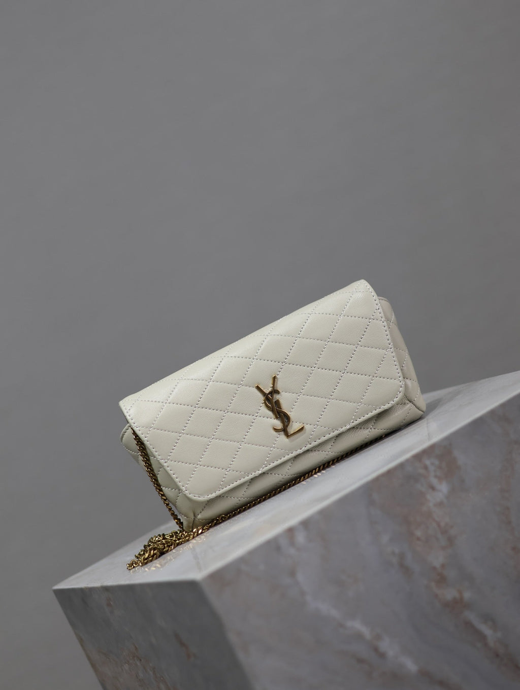 YSL 25S SAINT LAURENT GABY 19 IN BLANC VINTAGE QUILTED CALFSKIN GOLD HARDWARE
