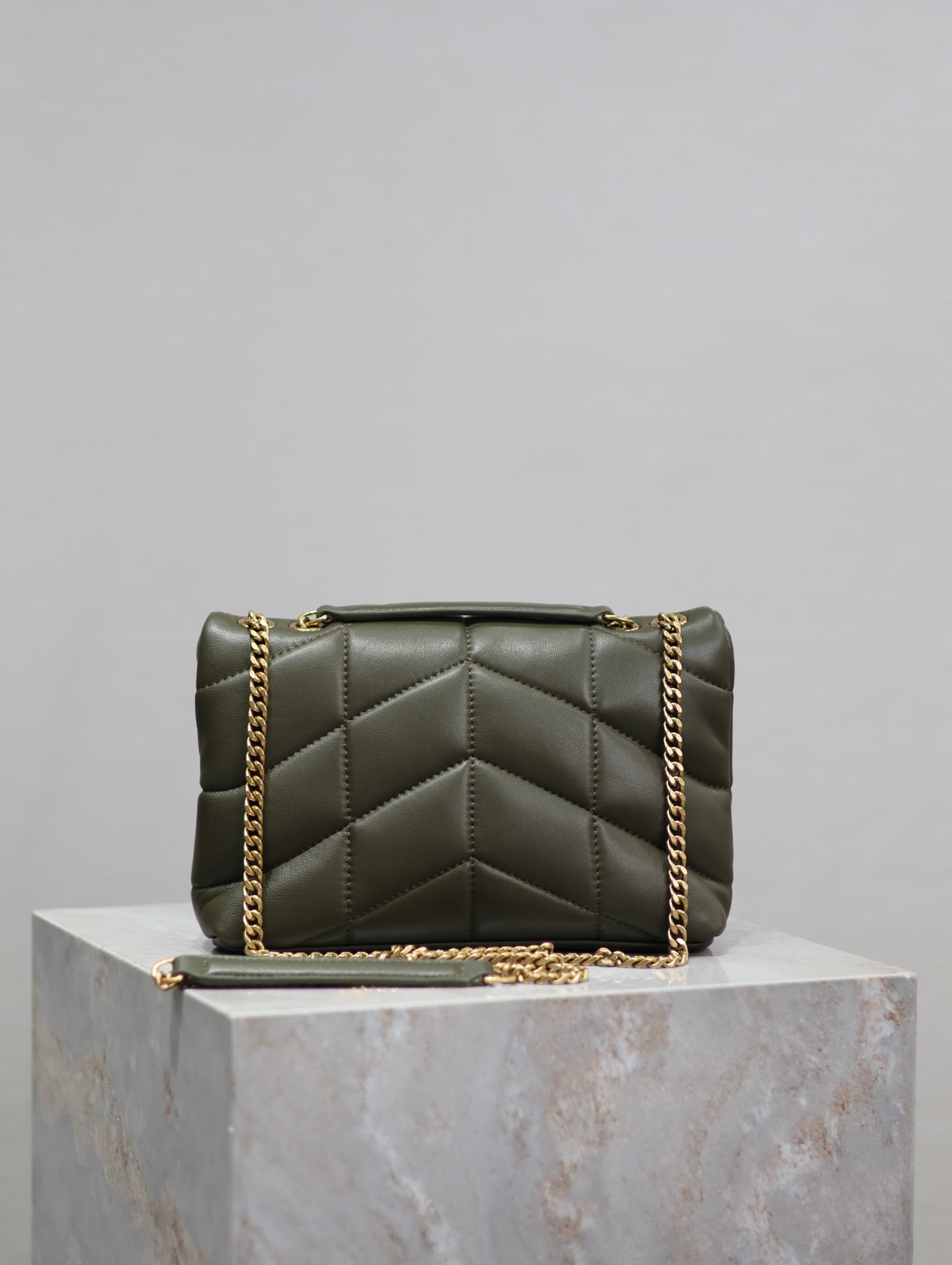 YSL 25S LOULOU PUFFER MINI 23 IN DARK OLIVE CALFSKIN GOLD HARDWRE