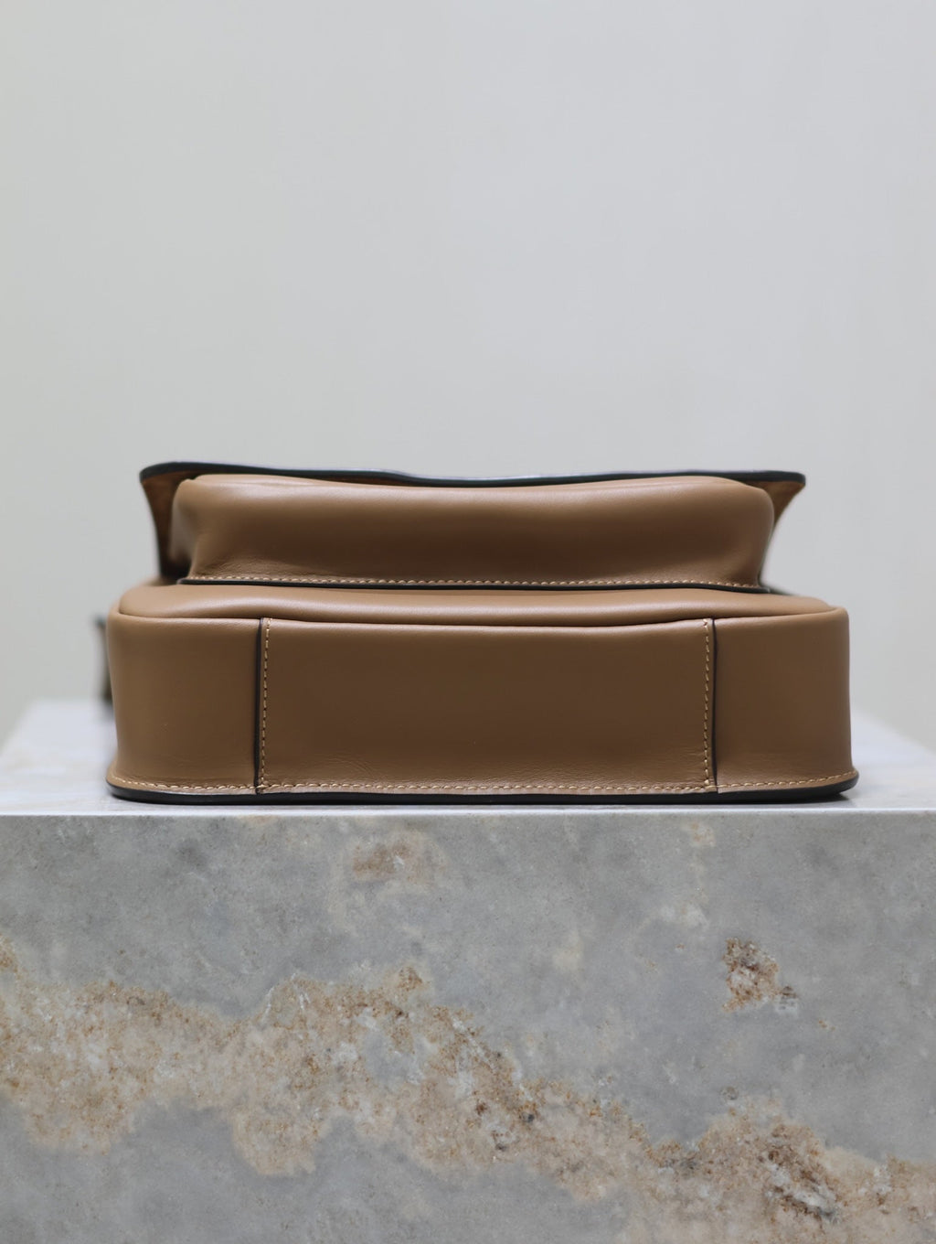 YSL 25S NIKI BABY 22 IN BROWN CALFSKIN GOLD HARDWARE